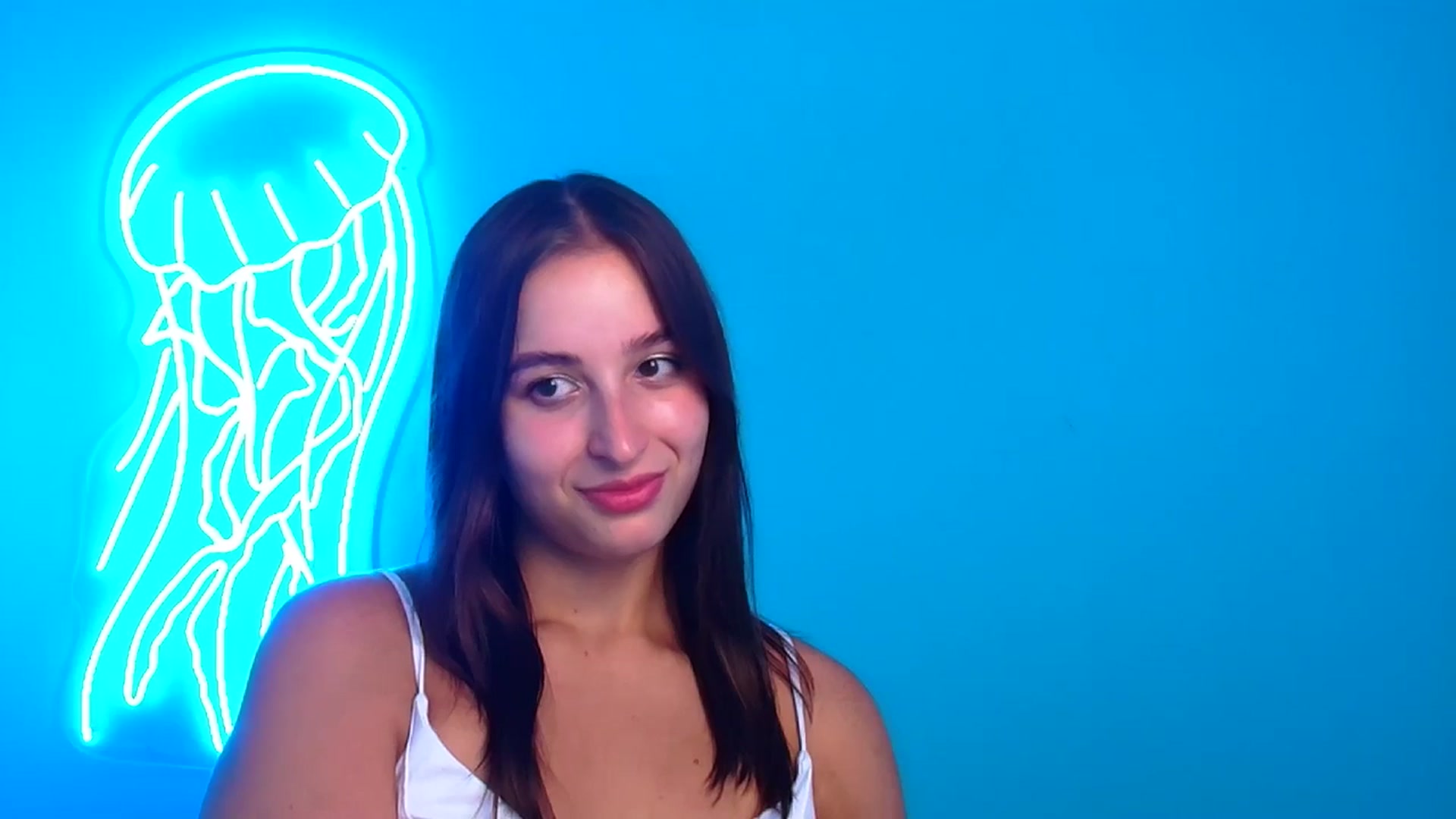 Gallery image thumbnail from Lilli_Fun's myfreecams stream on, 08/13/2024, 24:06 image 17 of 20