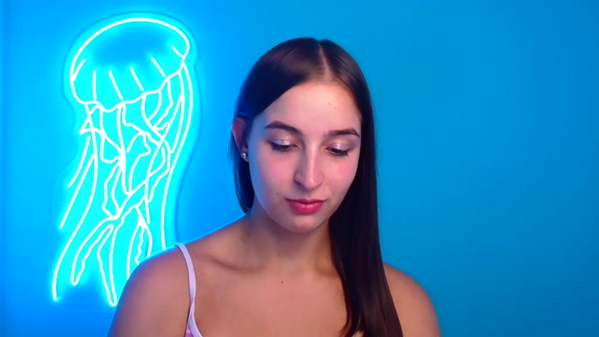 Gallery image thumbnail from Lilli_Fun's myfreecams stream on, 08/15/2024, 13:09 image 10 of 20
