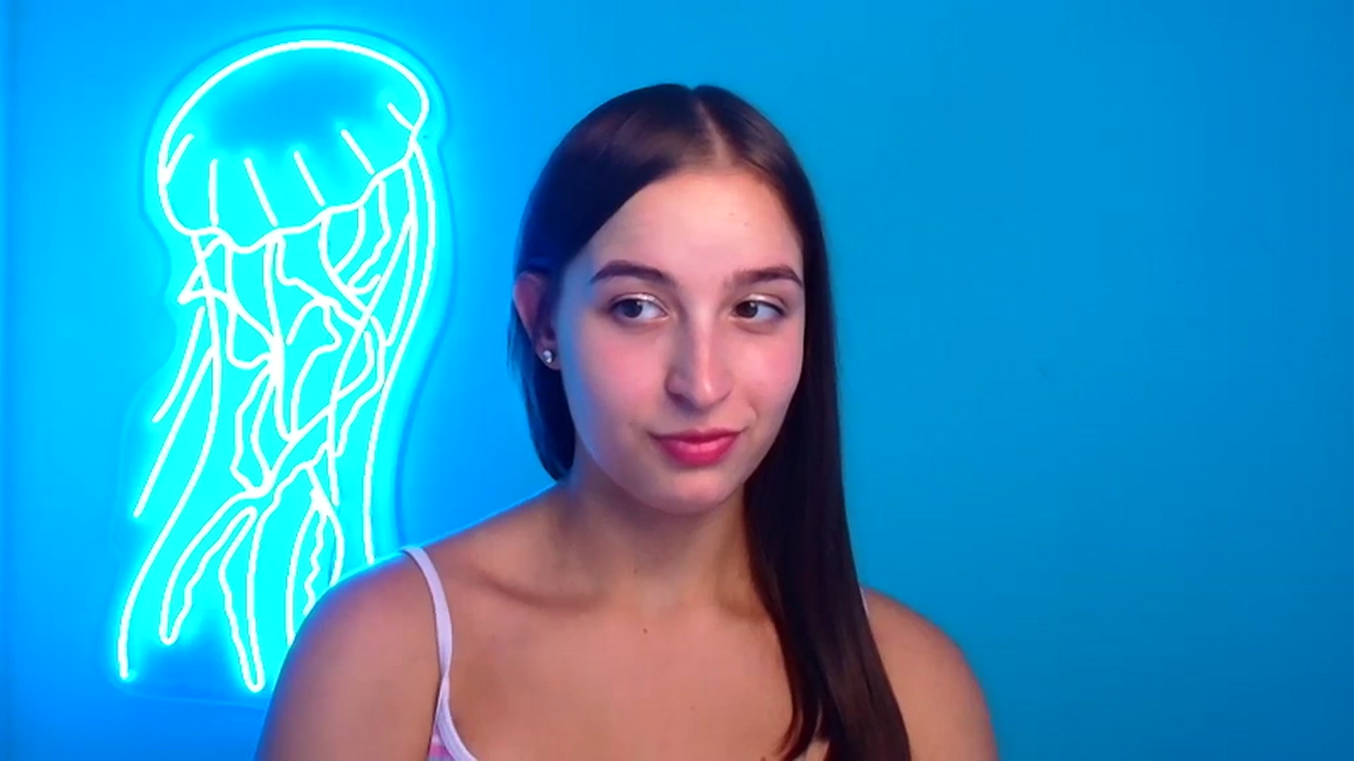 Gallery image thumbnail from Lilli_Fun's myfreecams stream on, 08/15/2024, 13:09 image 8 of 20