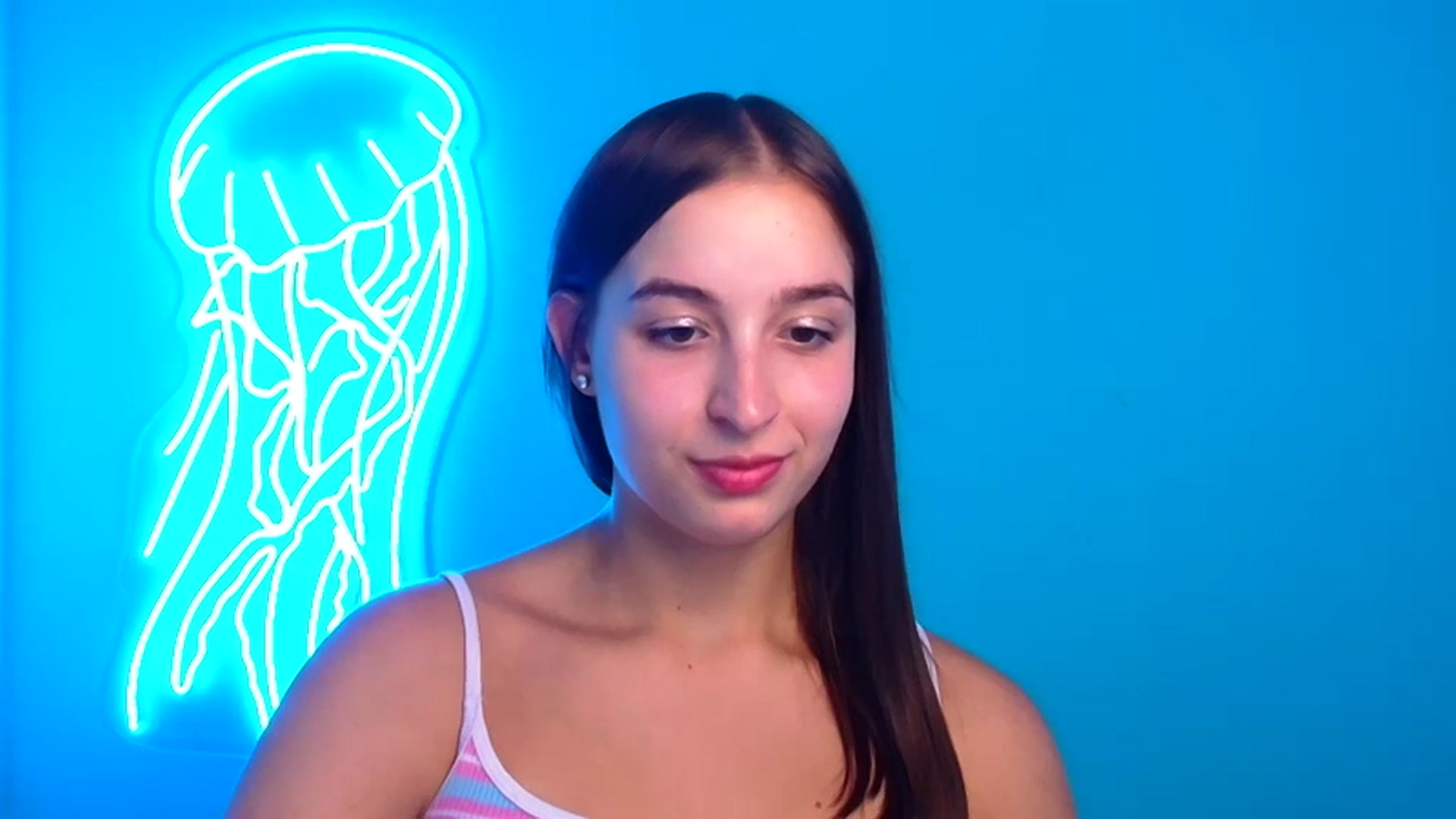 Gallery image thumbnail from Lilli_Fun's myfreecams stream on, 08/15/2024, 13:09 image 3 of 20