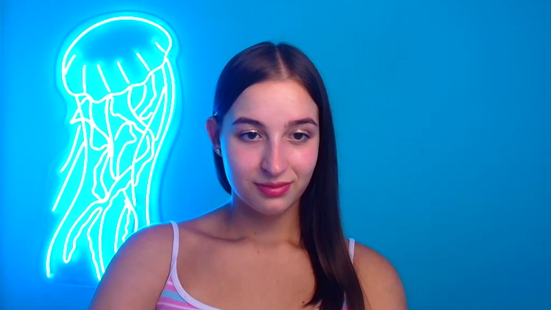 Gallery image thumbnail from Lilli_Fun's myfreecams stream on, 08/15/2024, 14:07 image 12 of 20
