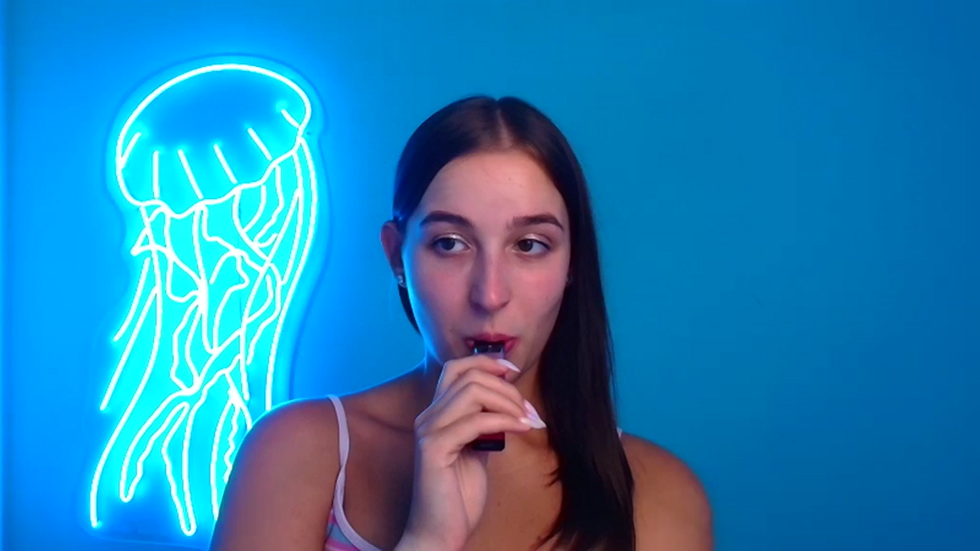 Gallery image thumbnail from Lilli_Fun's myfreecams stream on, 08/15/2024, 15:07 image 1 of 20