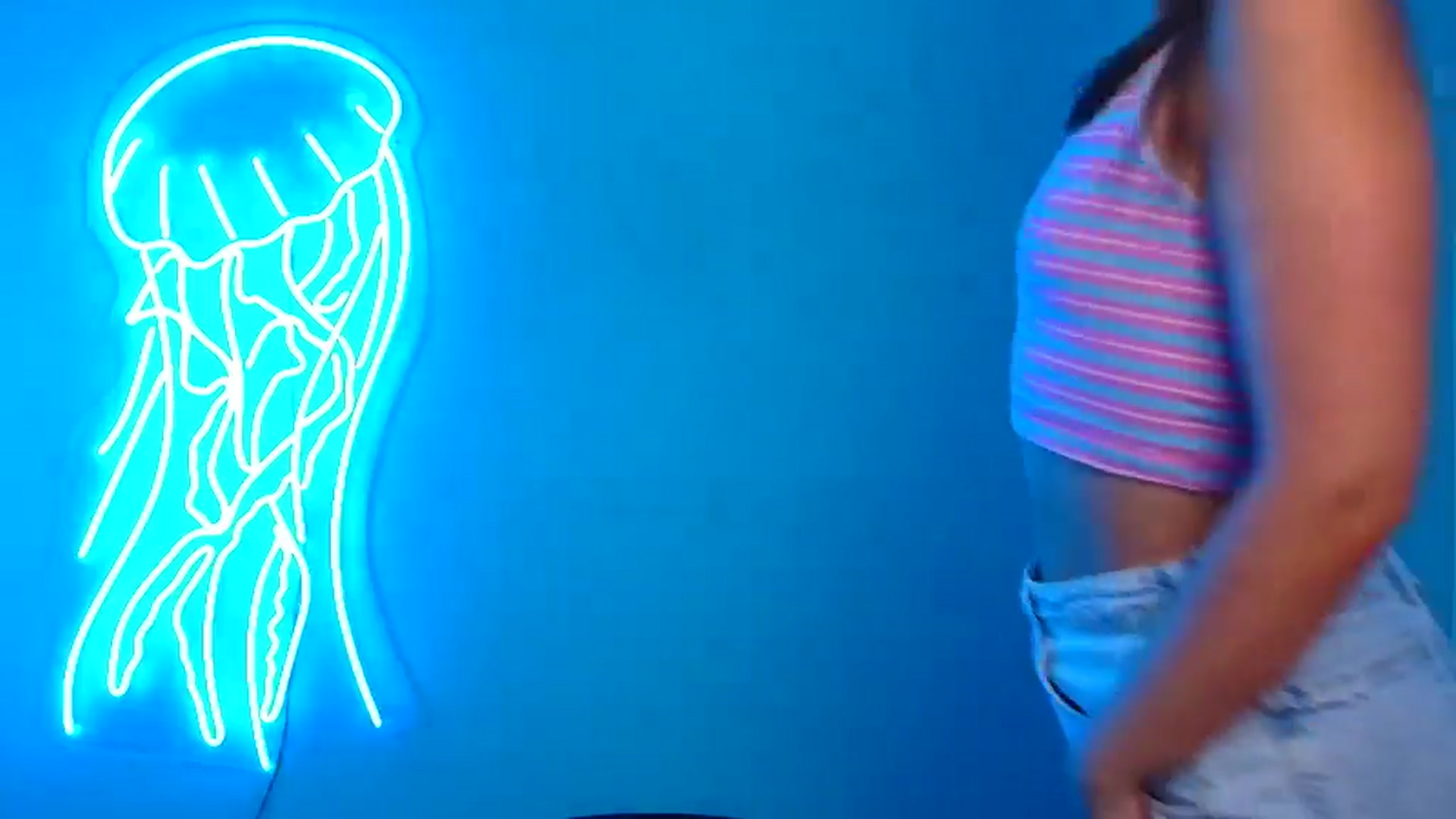 Gallery image thumbnail from Lilli_Fun's myfreecams stream on, 08/15/2024, 16:03 image 18 of 20