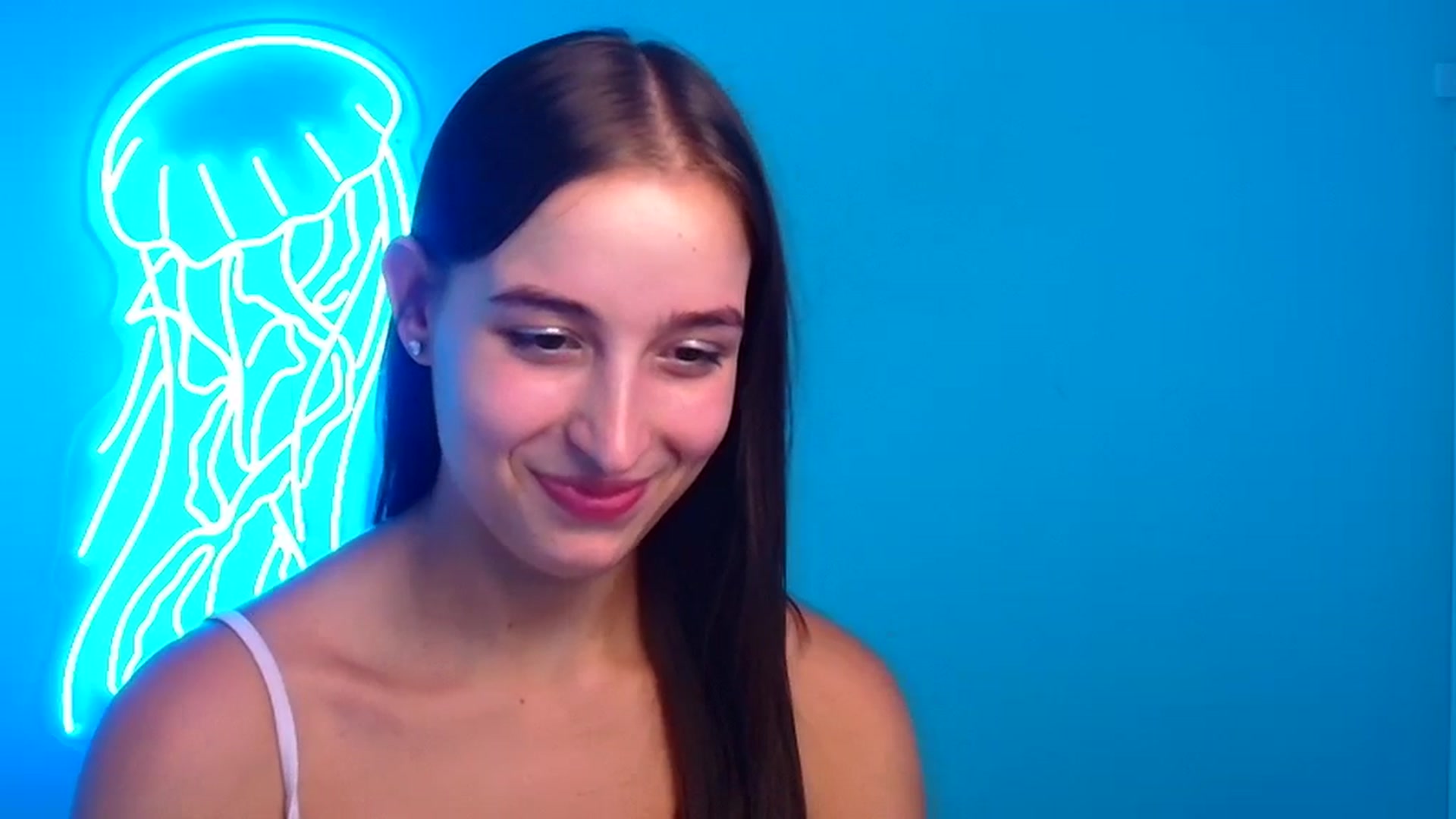 Gallery image thumbnail from Lilli_Fun's myfreecams stream on, 08/15/2024, 16:03 image 19 of 20