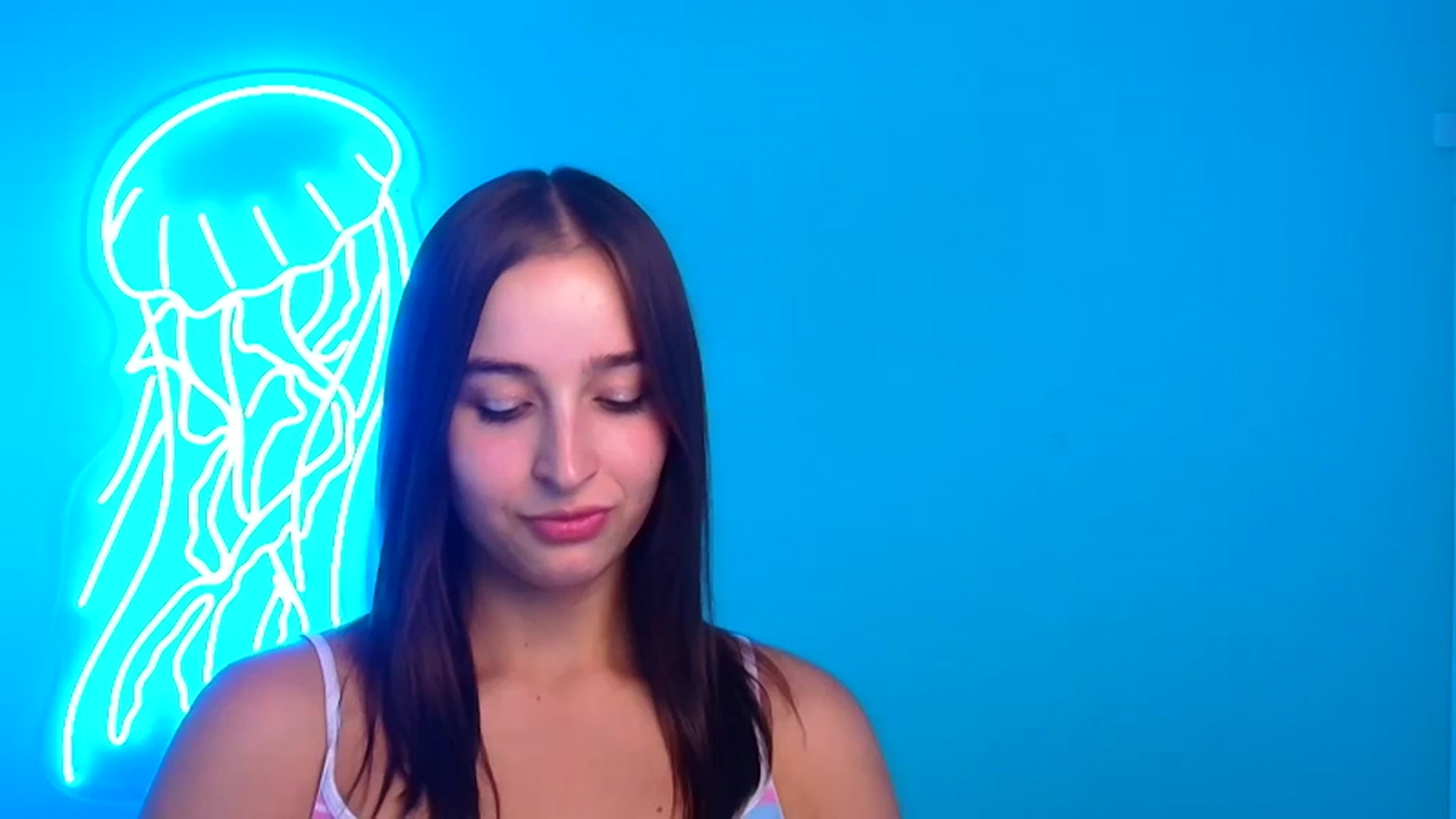 Gallery image thumbnail from Lilli_Fun's myfreecams stream on, 08/15/2024, 16:03 image 8 of 20