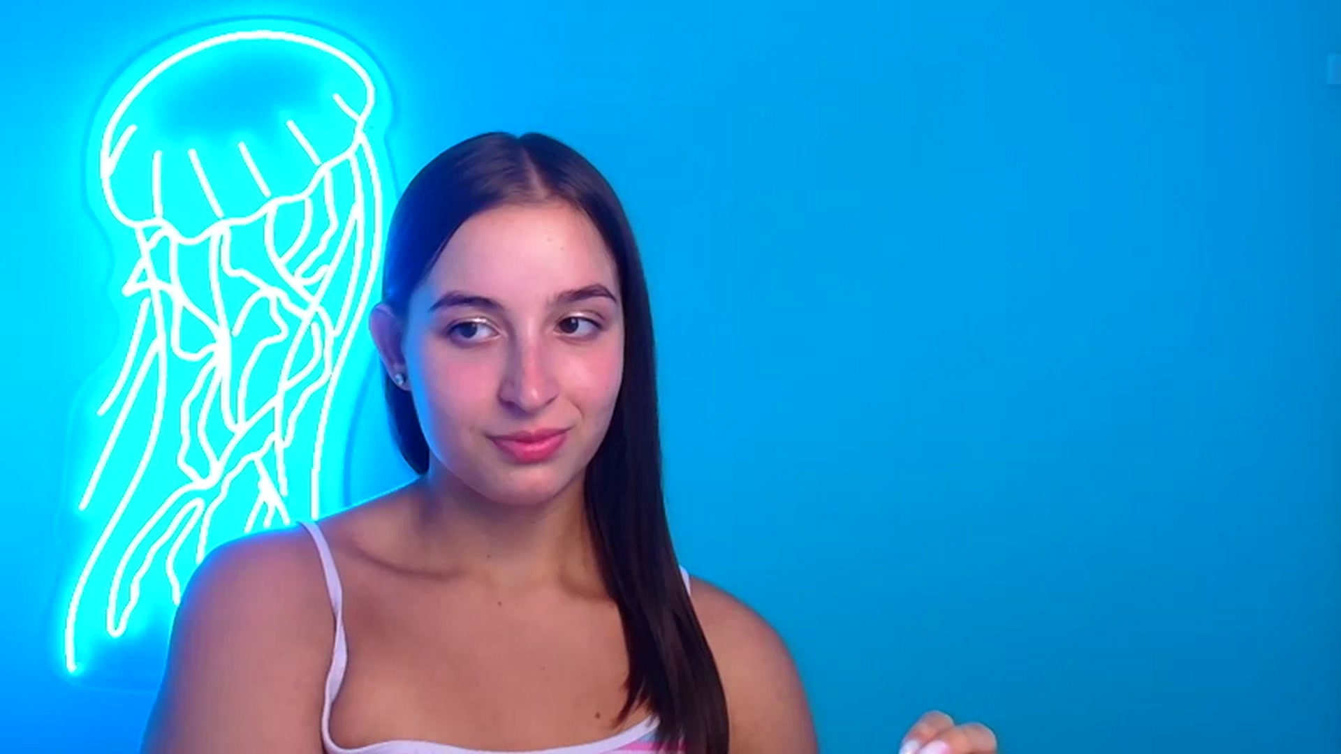 Gallery image thumbnail from Lilli_Fun's myfreecams stream on, 08/15/2024, 20:07 image 7 of 20