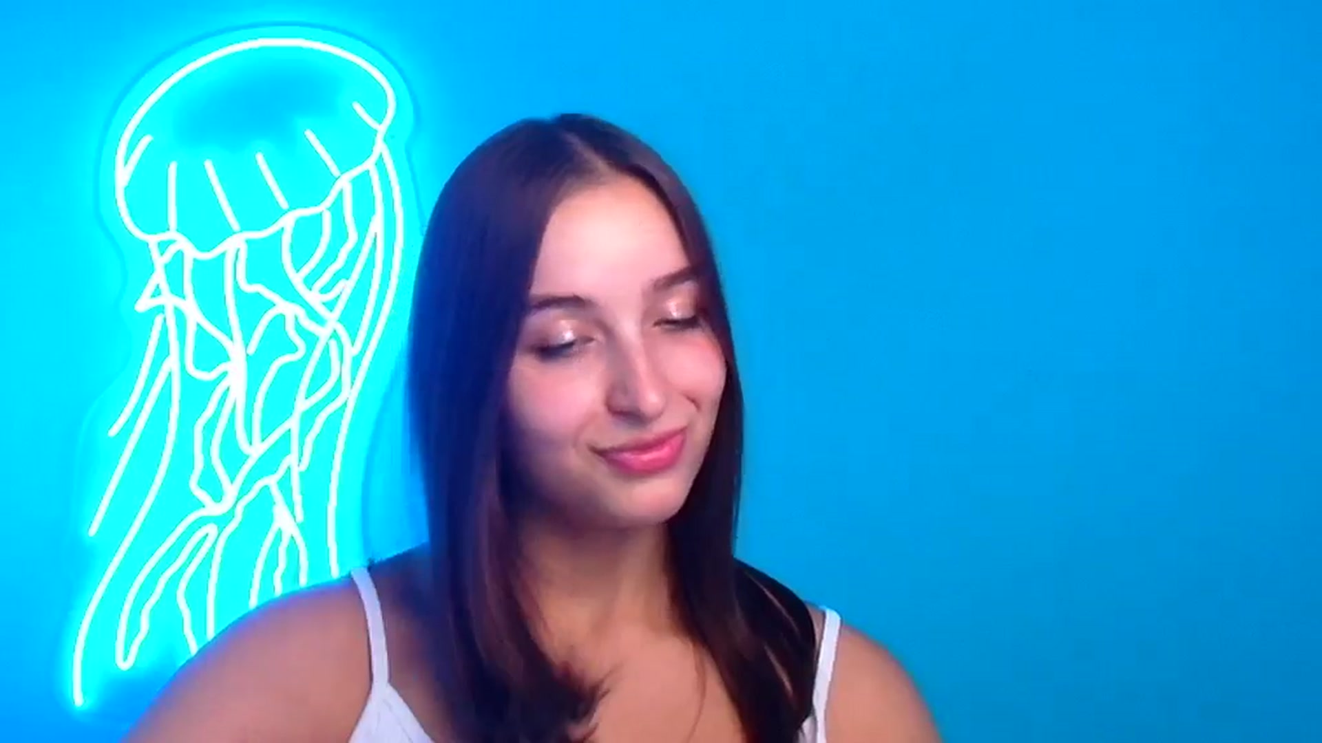 Gallery image thumbnail from Lilli_Fun's myfreecams stream on, 08/16/2024, 07:37 image 7 of 20