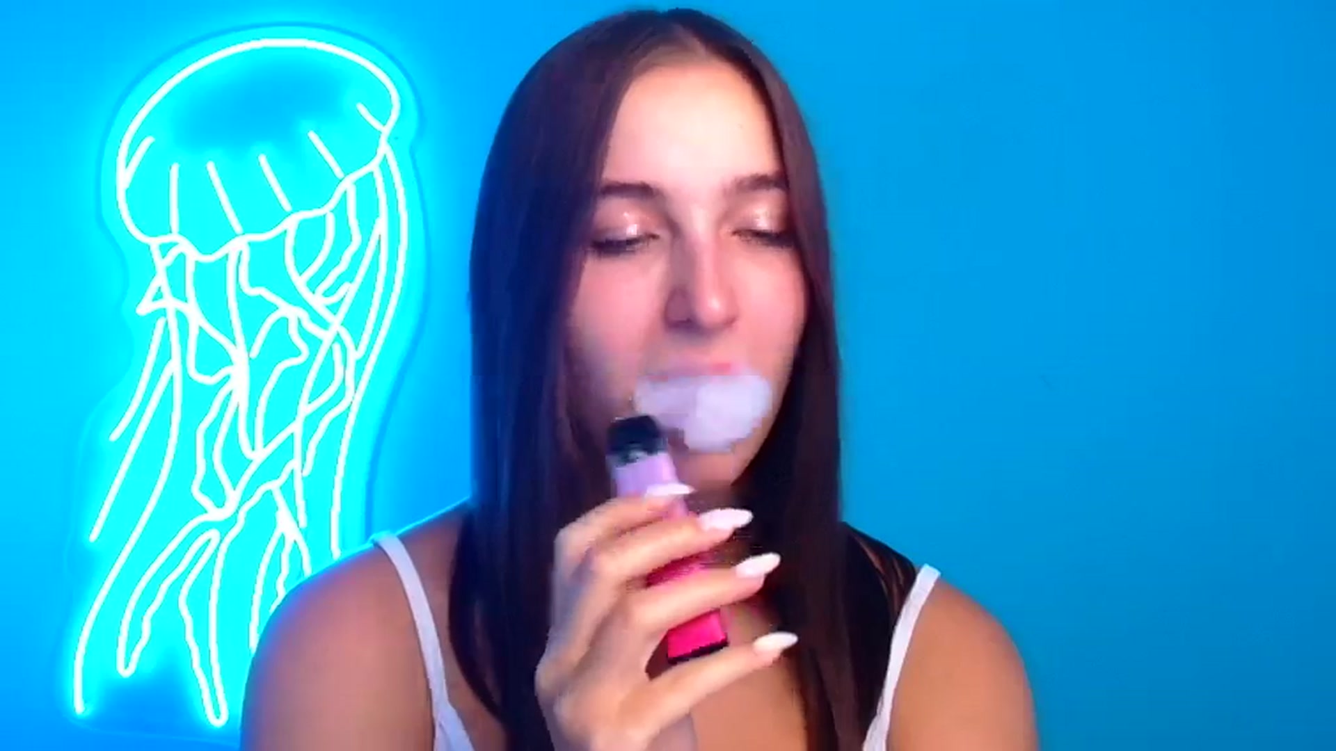 Gallery image thumbnail from Lilli_Fun's myfreecams stream on, 08/16/2024, 07:37 image 4 of 20