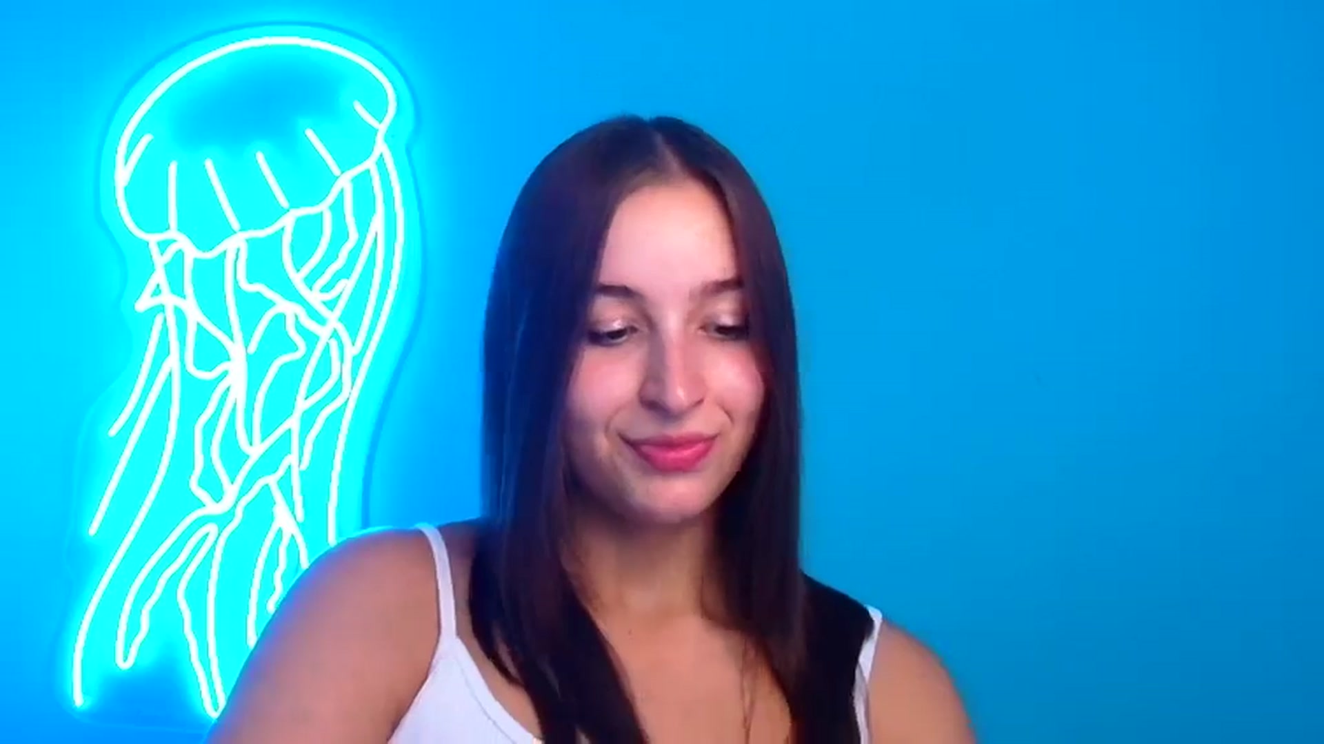 Gallery image thumbnail from Lilli_Fun's myfreecams stream on, 08/16/2024, 07:37 image 2 of 20