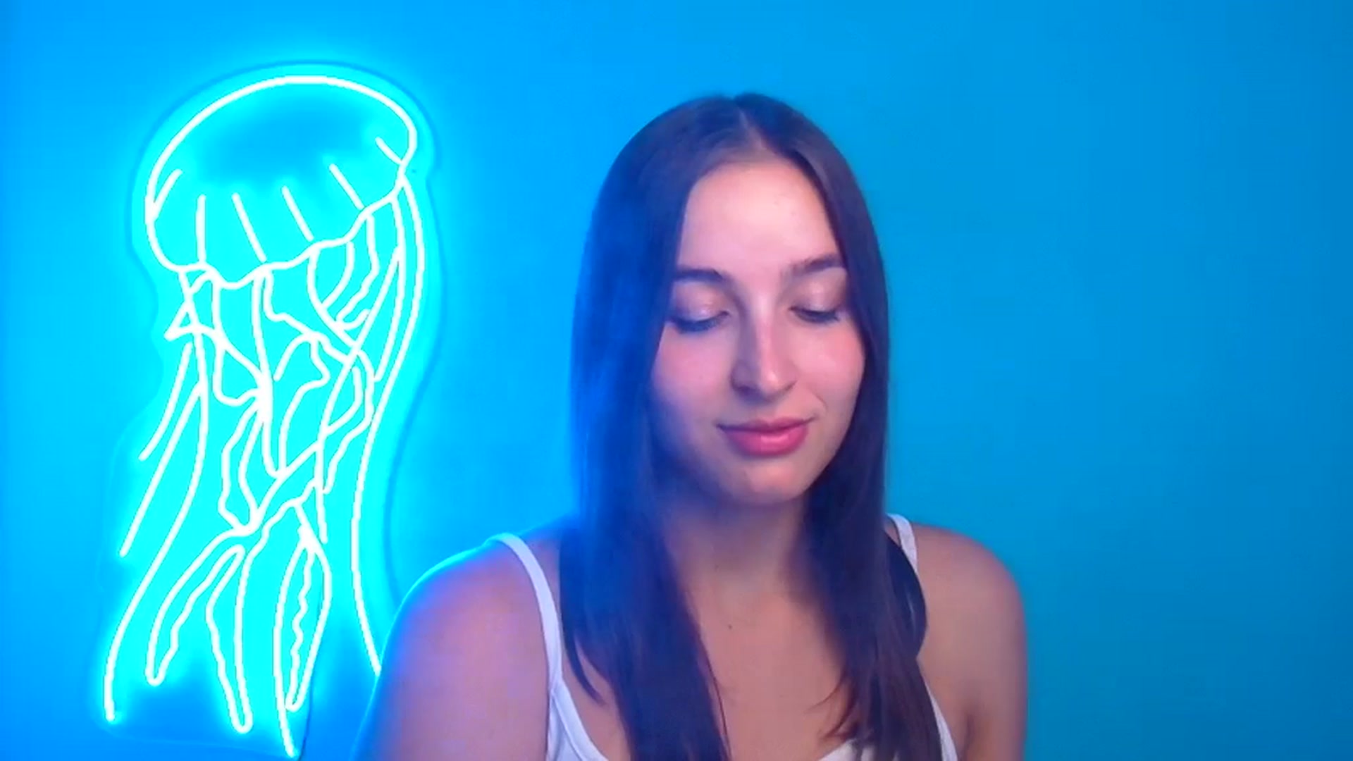 Gallery image thumbnail from Lilli_Fun's myfreecams stream on, 08/16/2024, 10:10 image 10 of 20