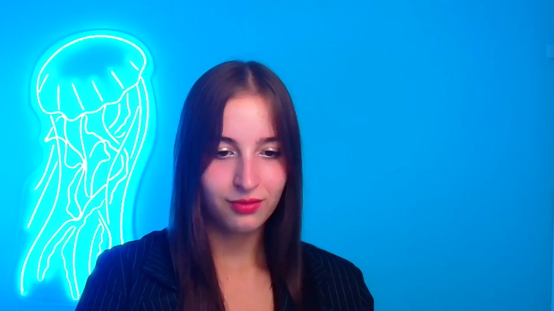 Gallery image thumbnail from Lilli_Fun's myfreecams stream on, 08/18/2024, 19:50 image 8 of 20