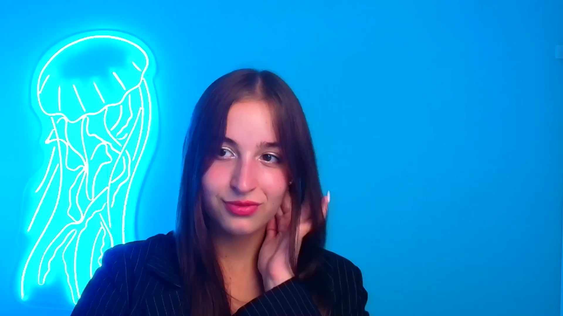 Gallery image thumbnail from Lilli_Fun's myfreecams stream on, 08/18/2024, 19:50 image 10 of 20