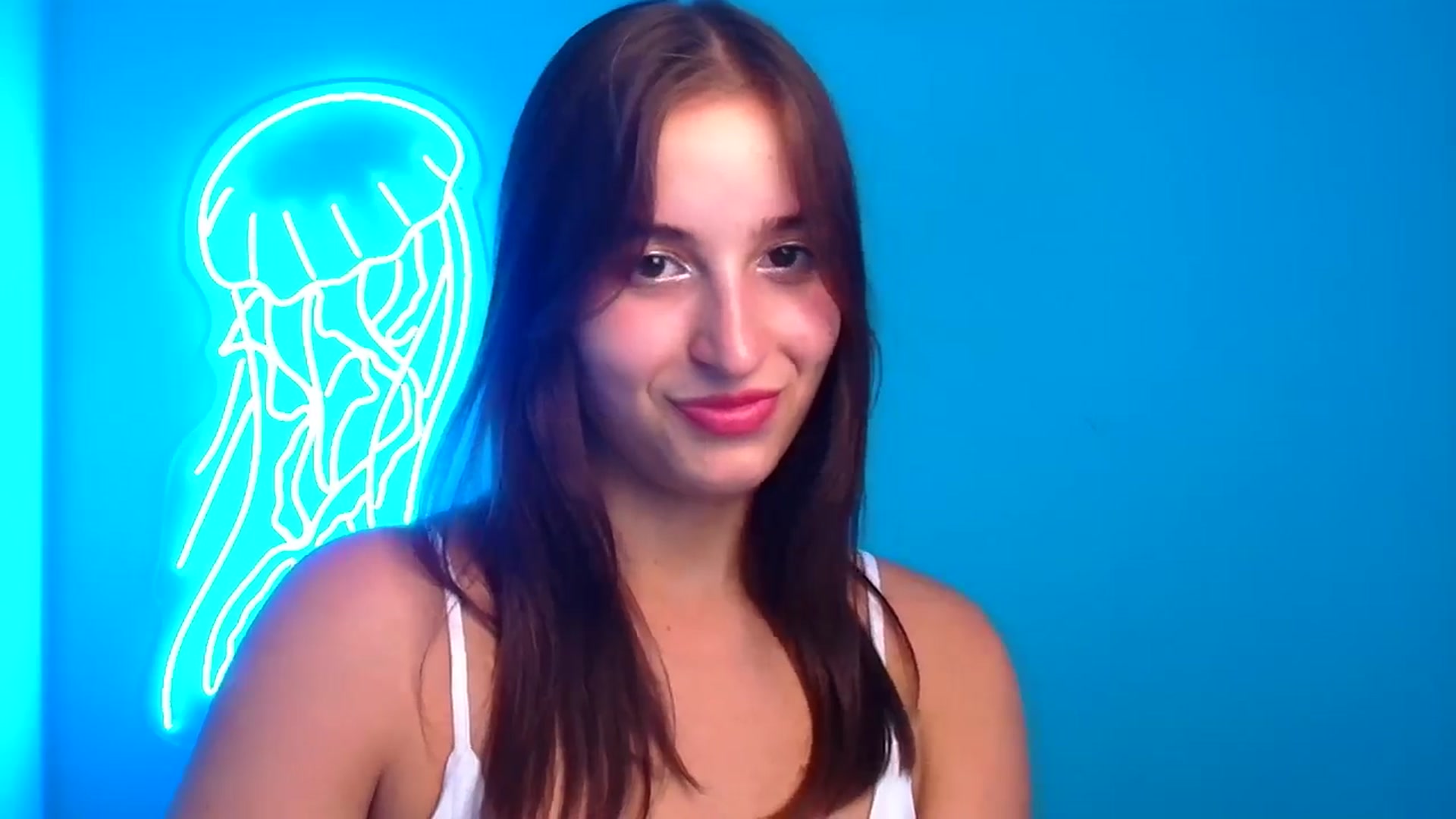 Gallery image thumbnail from Lilli_Fun's myfreecams stream on, 08/18/2024, 20:33 image 16 of 20