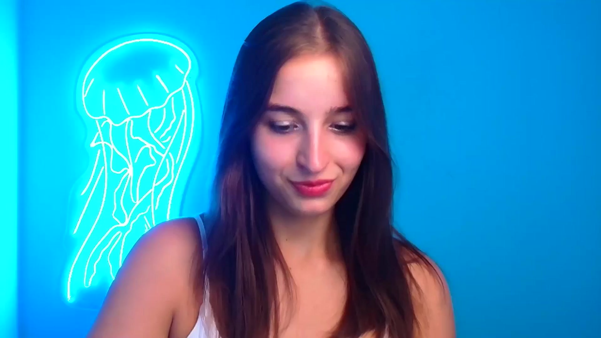 Gallery image thumbnail from Lilli_Fun's myfreecams stream on, 08/18/2024, 20:33 image 19 of 20