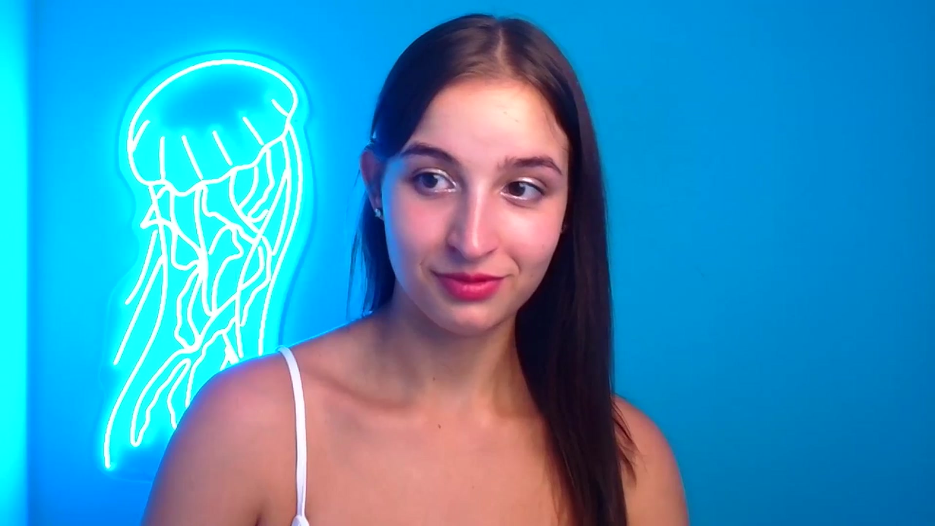 Gallery image thumbnail from Lilli_Fun's myfreecams stream on, 08/18/2024, 20:33 image 12 of 20