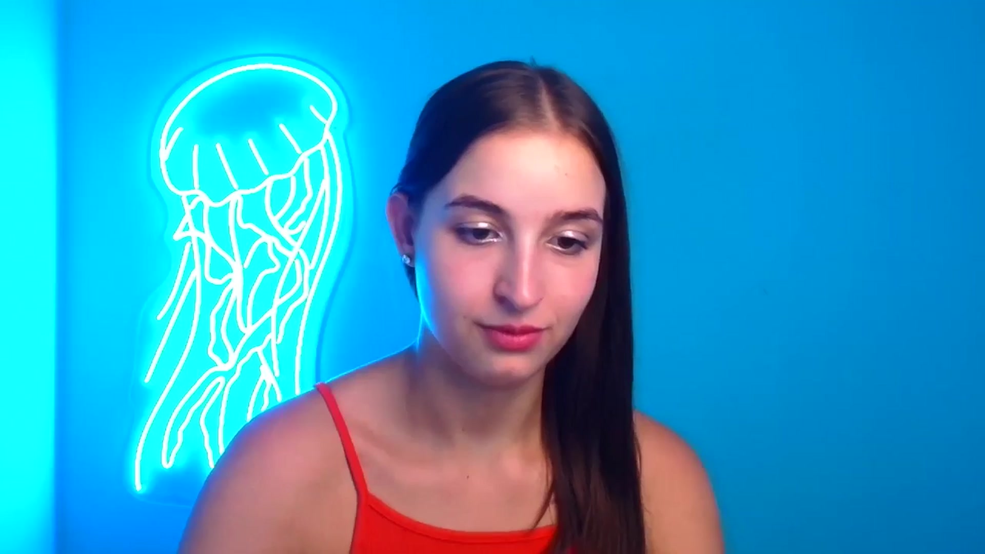 Gallery image thumbnail from Lilli_Fun's myfreecams stream on, 08/18/2024, 21:34 image 6 of 20