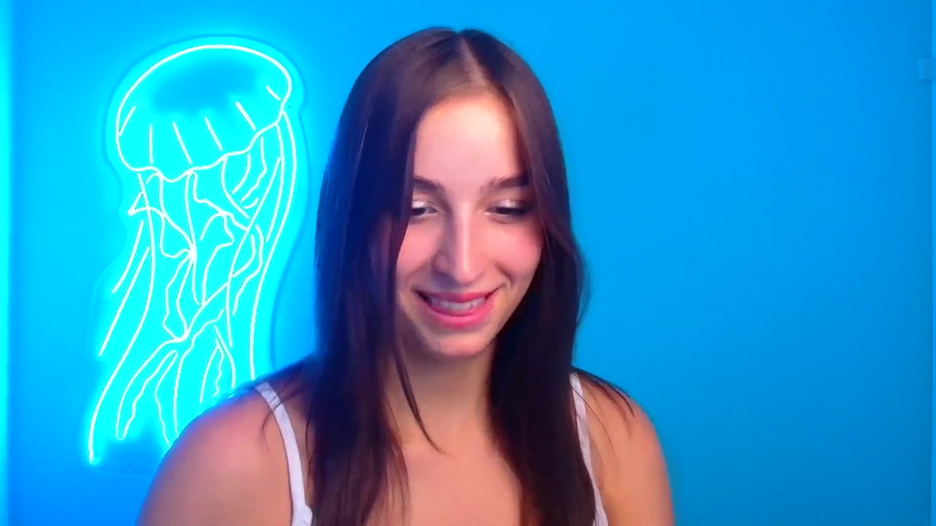 Gallery image thumbnail from Lilli_Fun's myfreecams stream on, 08/23/2024, 14:19 image 14 of 20