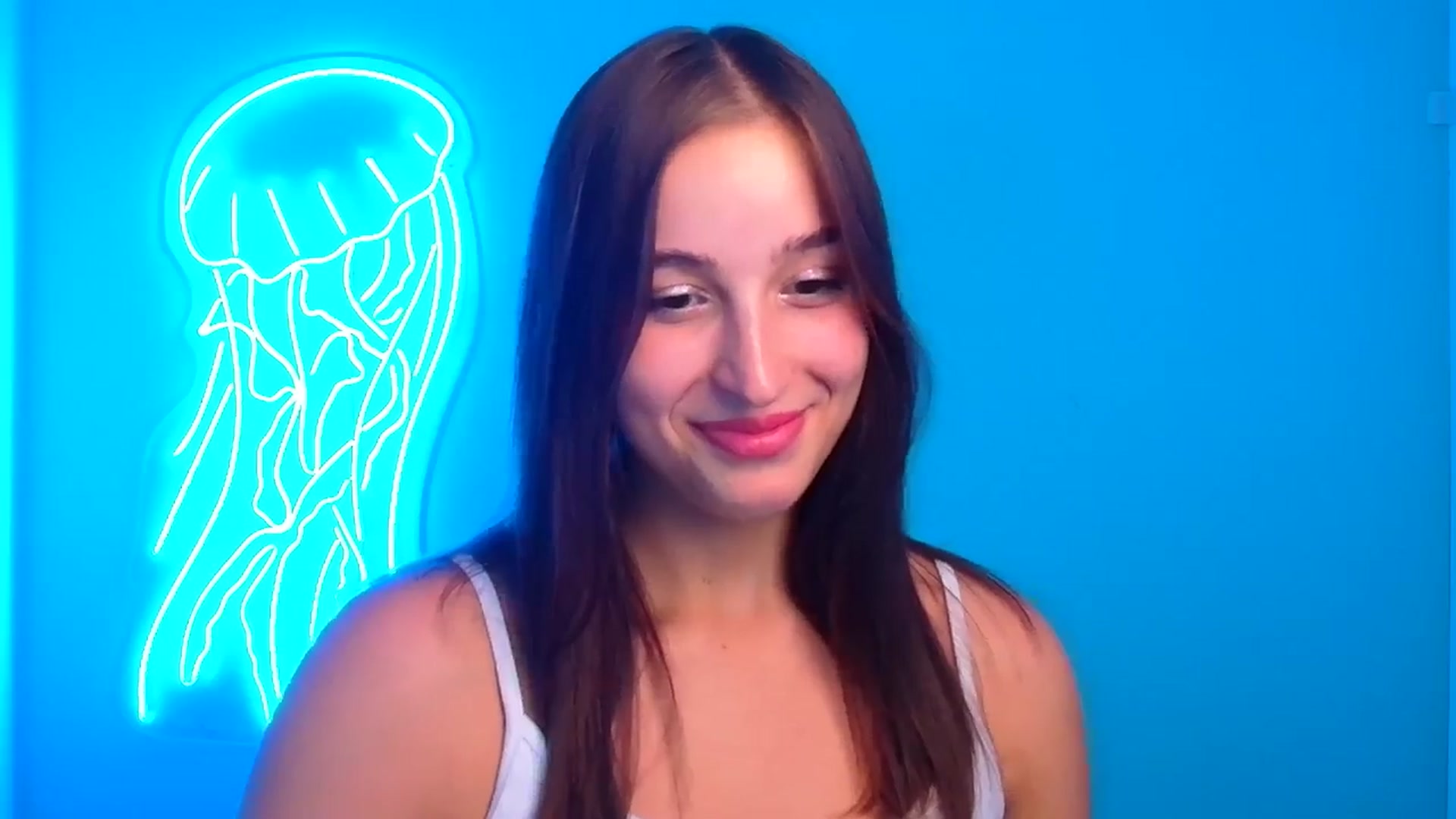 Gallery image thumbnail from Lilli_Fun's myfreecams stream on, 08/23/2024, 14:19 image 12 of 20