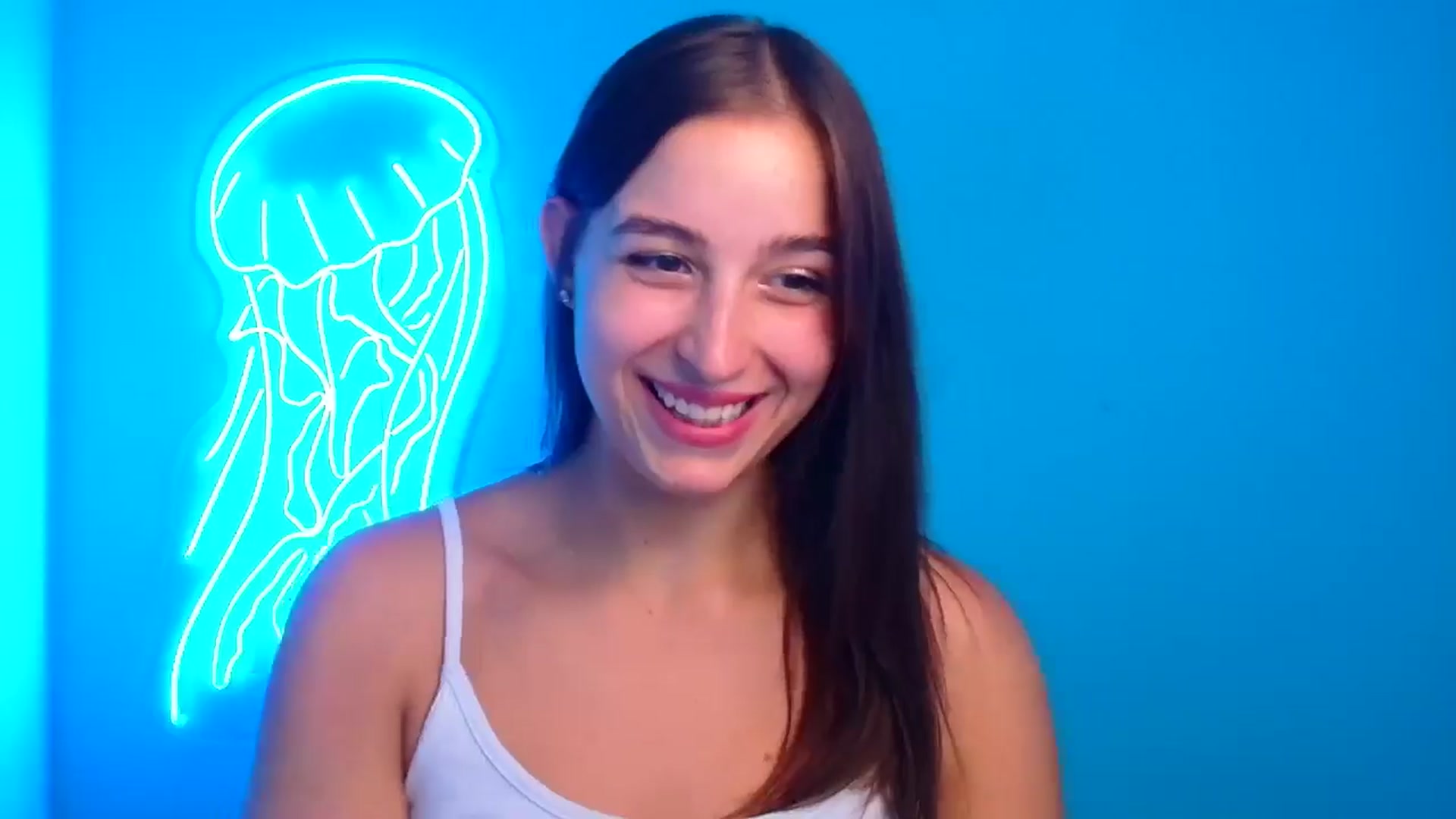 Gallery image thumbnail from Lilli_Fun's myfreecams stream on, 08/23/2024, 15:06 image 6 of 20