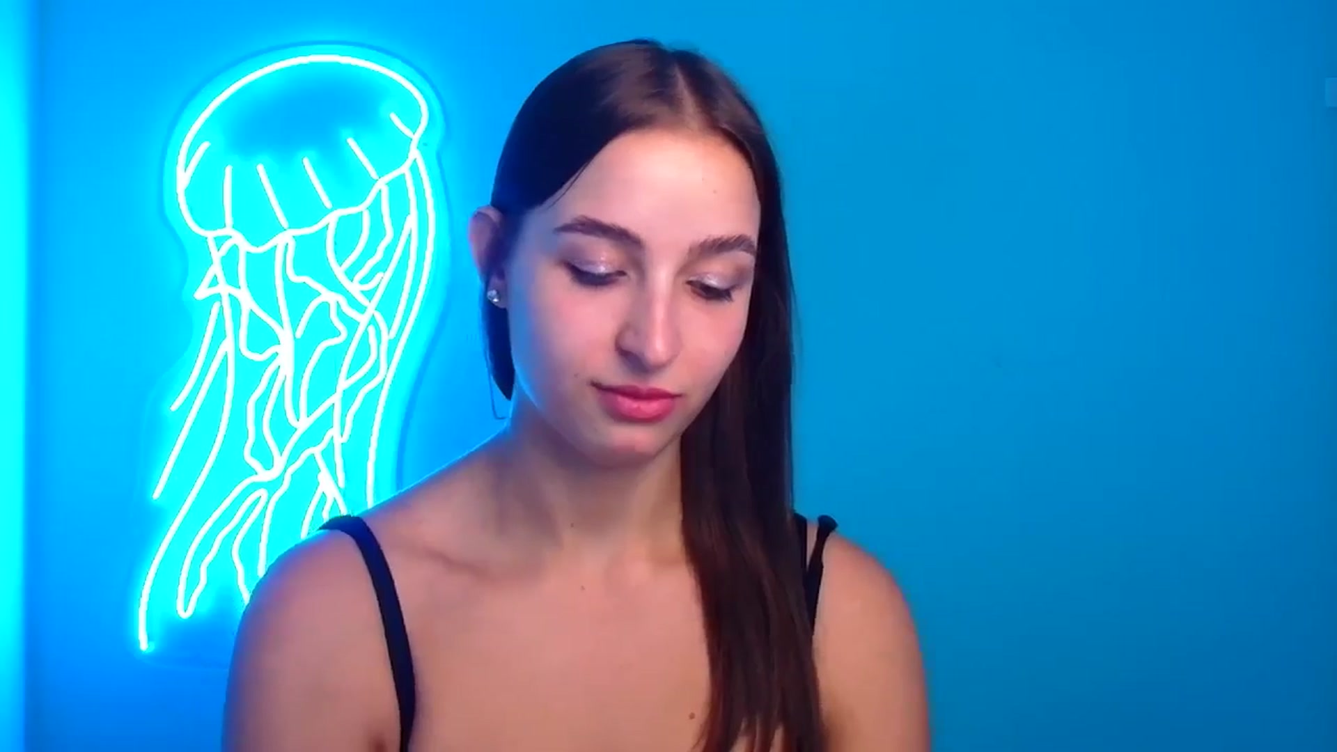 Gallery image thumbnail from Lilli_Fun's myfreecams stream on, 08/24/2024, 08:59 image 10 of 20