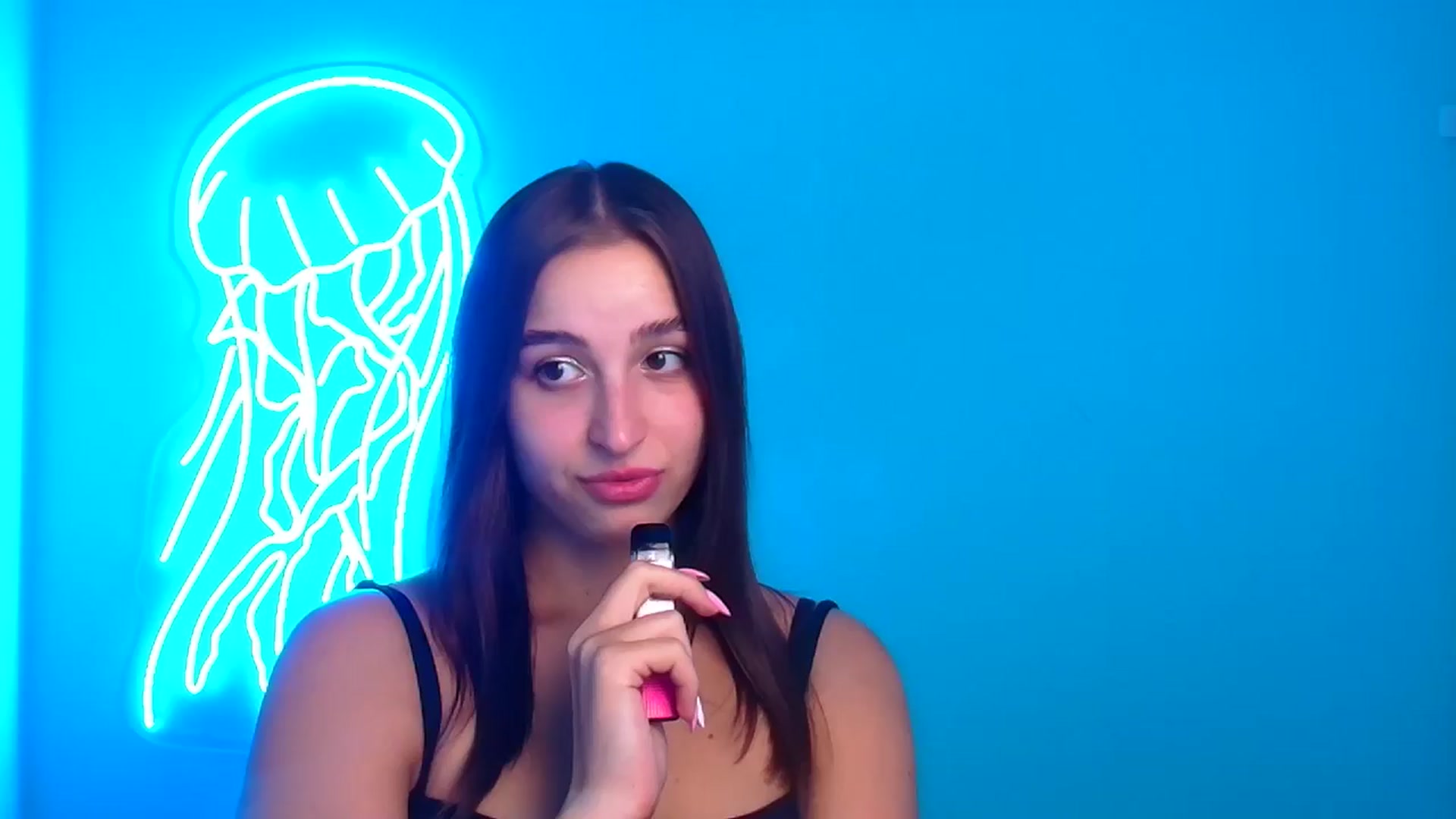 Gallery image thumbnail from Lilli_Fun's myfreecams stream on, 08/24/2024, 10:23 image 13 of 20