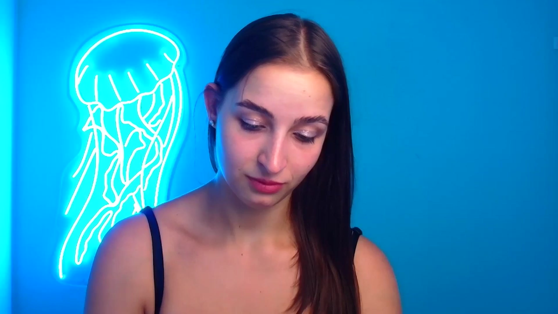 Gallery image thumbnail from Lilli_Fun's myfreecams stream on, 08/24/2024, 10:48 image 7 of 20