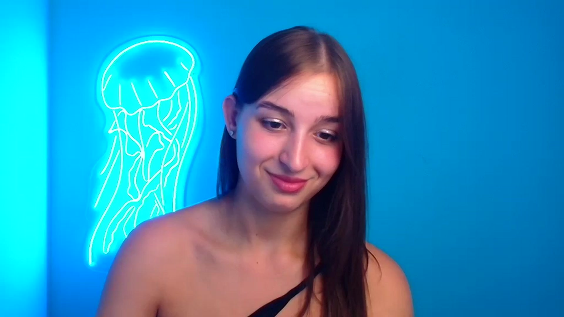 Gallery image thumbnail from Lilli_Fun's myfreecams stream on, 08/25/2024, 19:39 image 19 of 20
