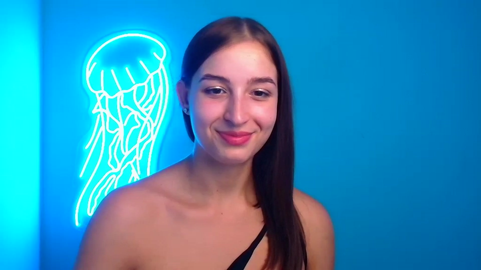 Gallery image thumbnail from Lilli_Fun's myfreecams stream on, 08/25/2024, 19:39 image 8 of 20