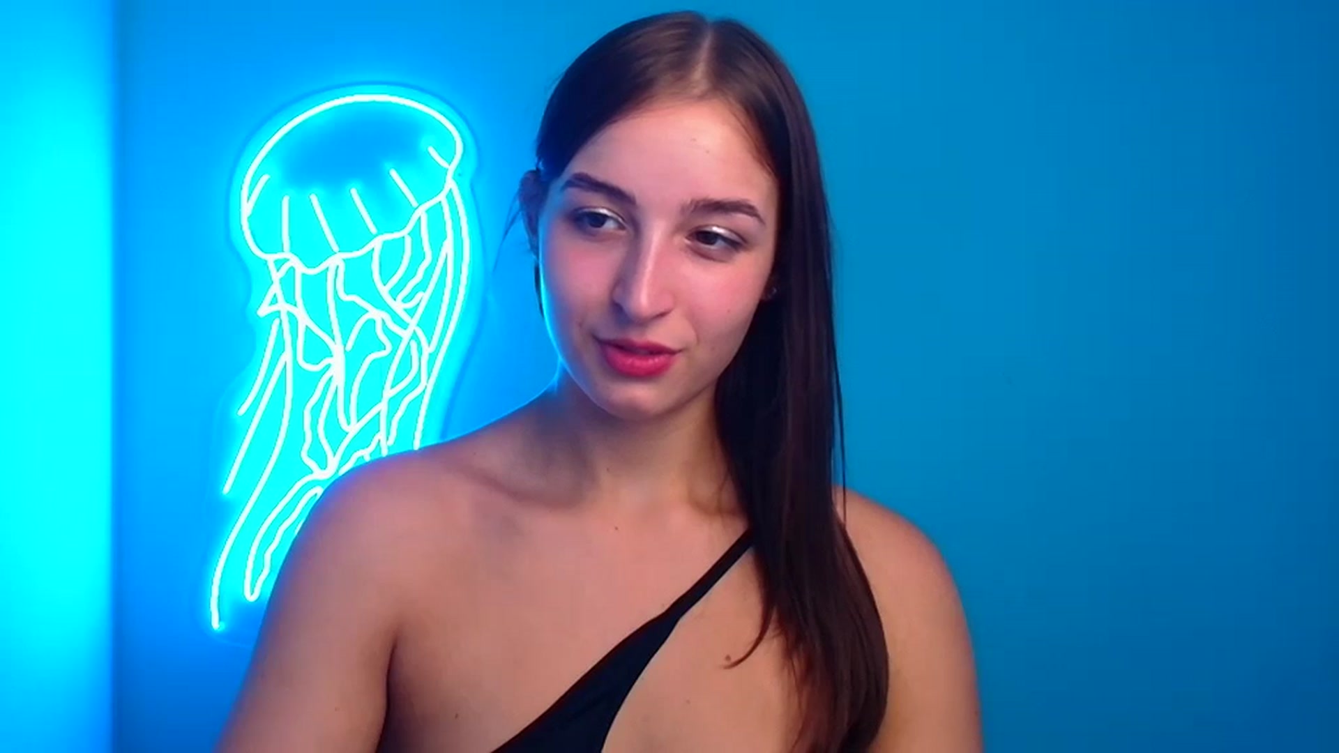 Gallery image thumbnail from Lilli_Fun's myfreecams stream on, 08/25/2024, 19:39 image 4 of 20