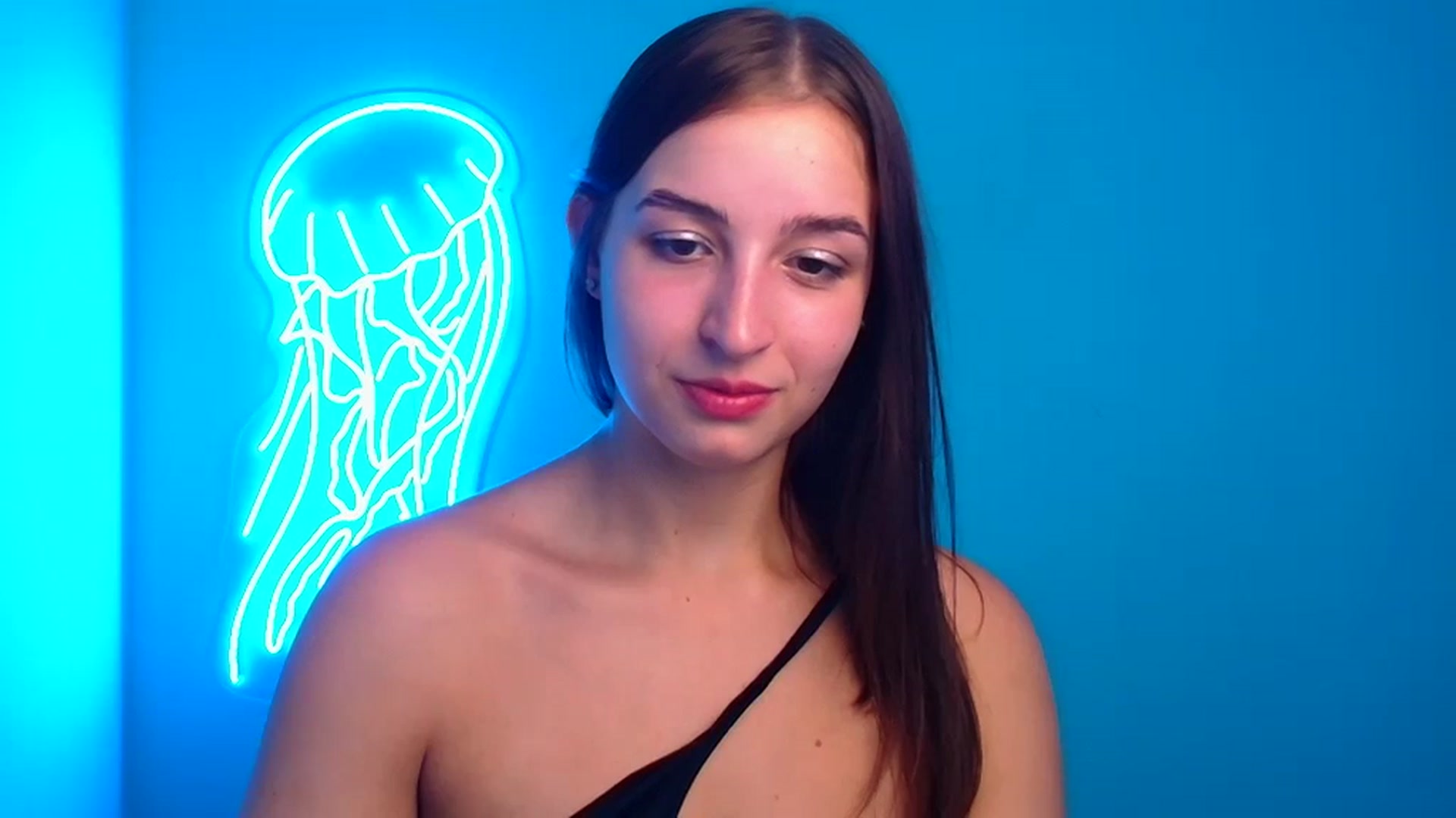 Gallery image thumbnail from Lilli_Fun's myfreecams stream on, 08/25/2024, 19:39 image 2 of 20