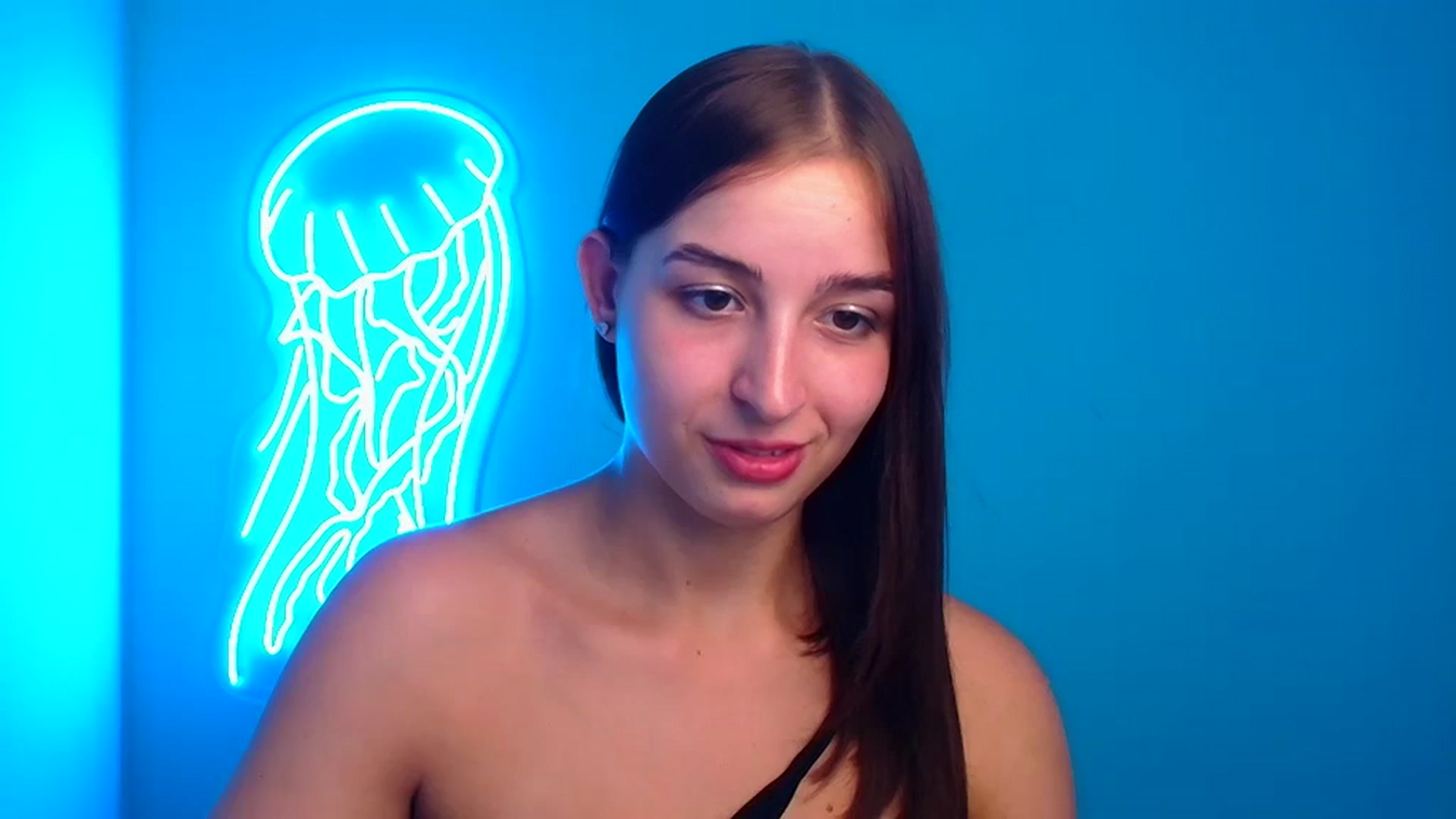Gallery image thumbnail from Lilli_Fun's myfreecams stream on, 08/25/2024, 19:39 image 10 of 20