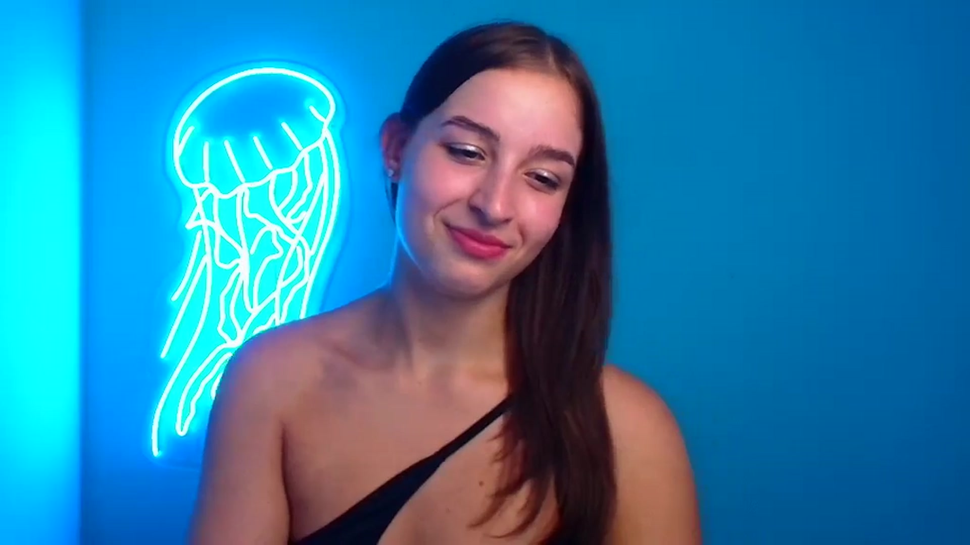 Gallery image thumbnail from Lilli_Fun's myfreecams stream on, 08/25/2024, 21:36 image 11 of 20