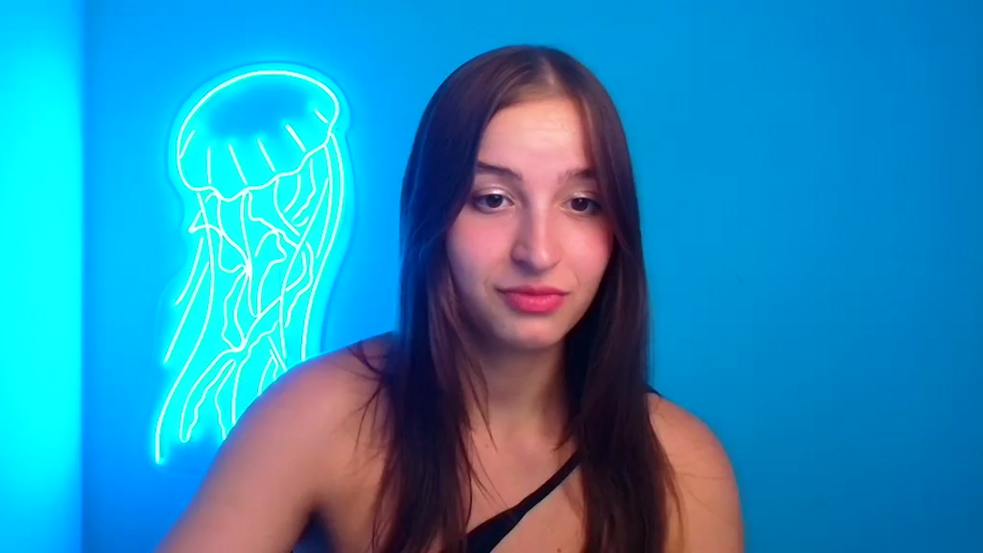 Gallery image thumbnail from Lilli_Fun's myfreecams stream on, 08/25/2024, 21:36 image 1 of 20