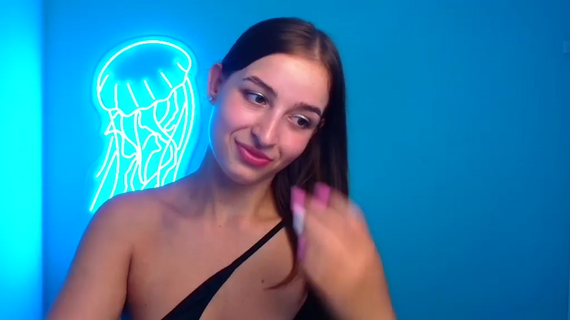 Gallery image thumbnail from Lilli_Fun's myfreecams stream on, 08/25/2024, 21:36 image 20 of 20