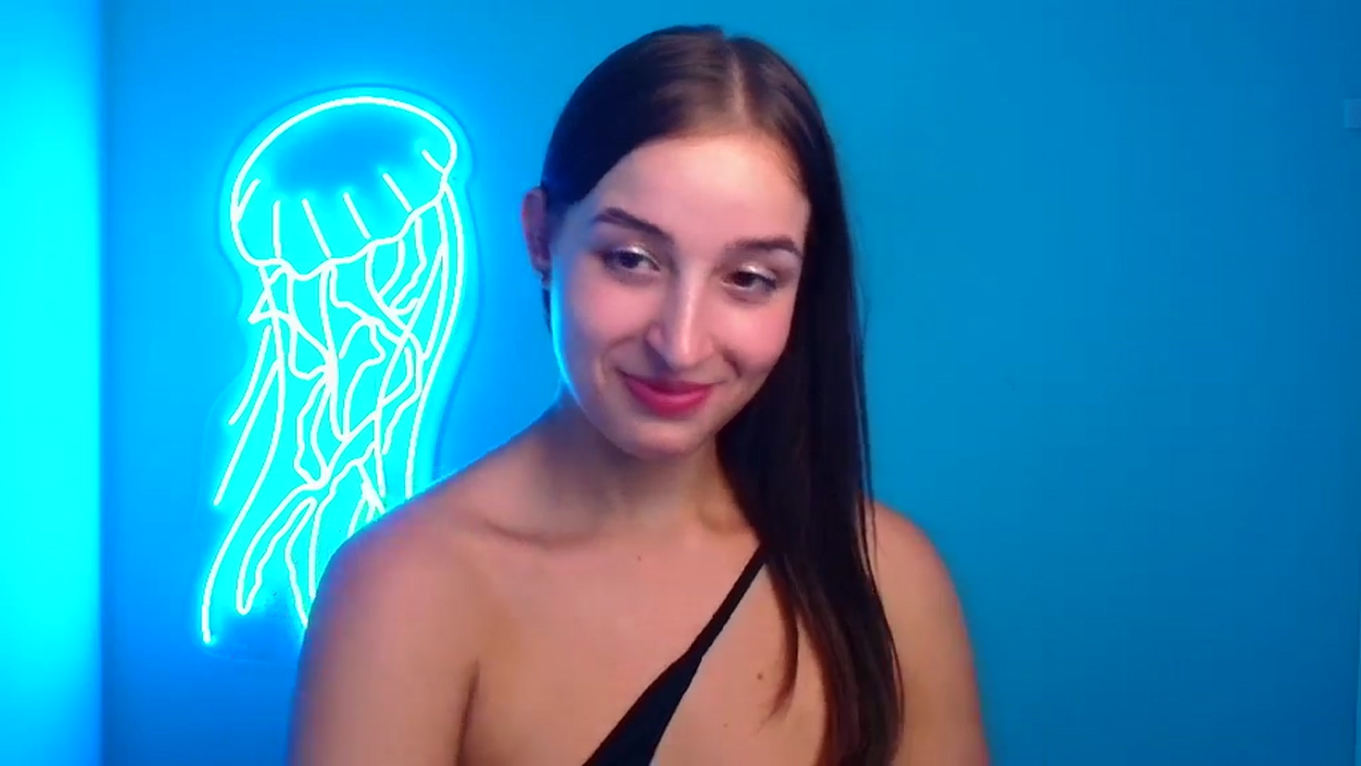 Gallery image thumbnail from Lilli_Fun's myfreecams stream on, 08/25/2024, 22:52 image 2 of 20