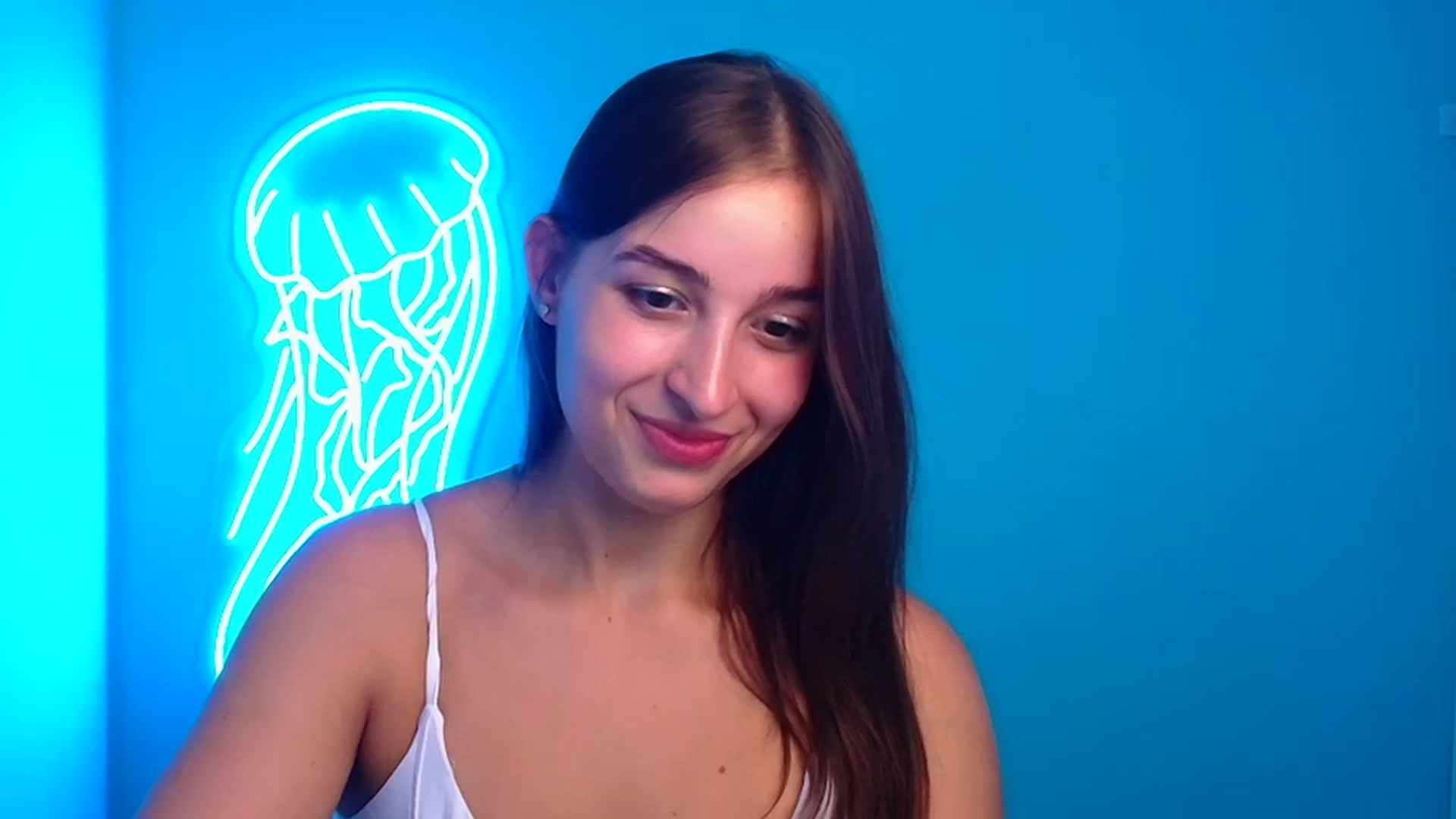 Gallery image thumbnail from Lilli_Fun's myfreecams stream on, 08/26/2024, 24:01 image 7 of 20