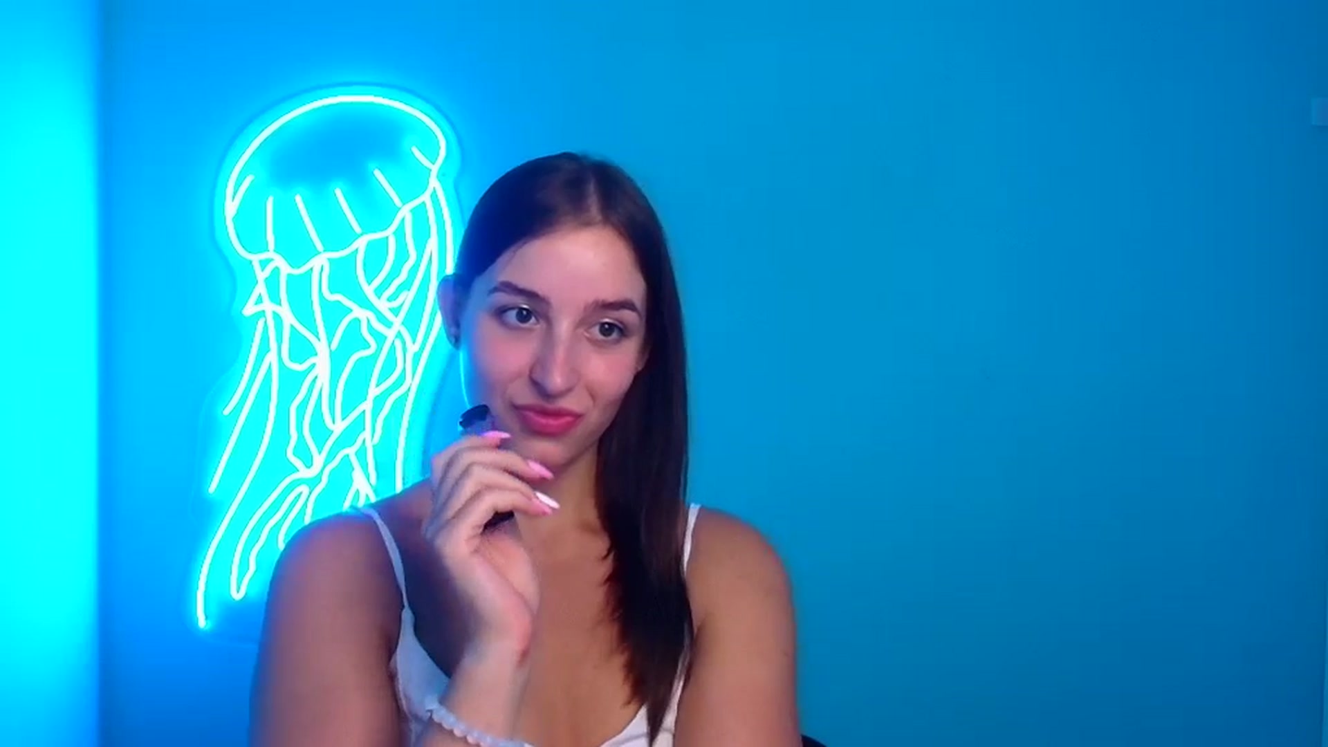 Gallery image thumbnail from Lilli_Fun's myfreecams stream on, 08/26/2024, 24:18 image 14 of 20