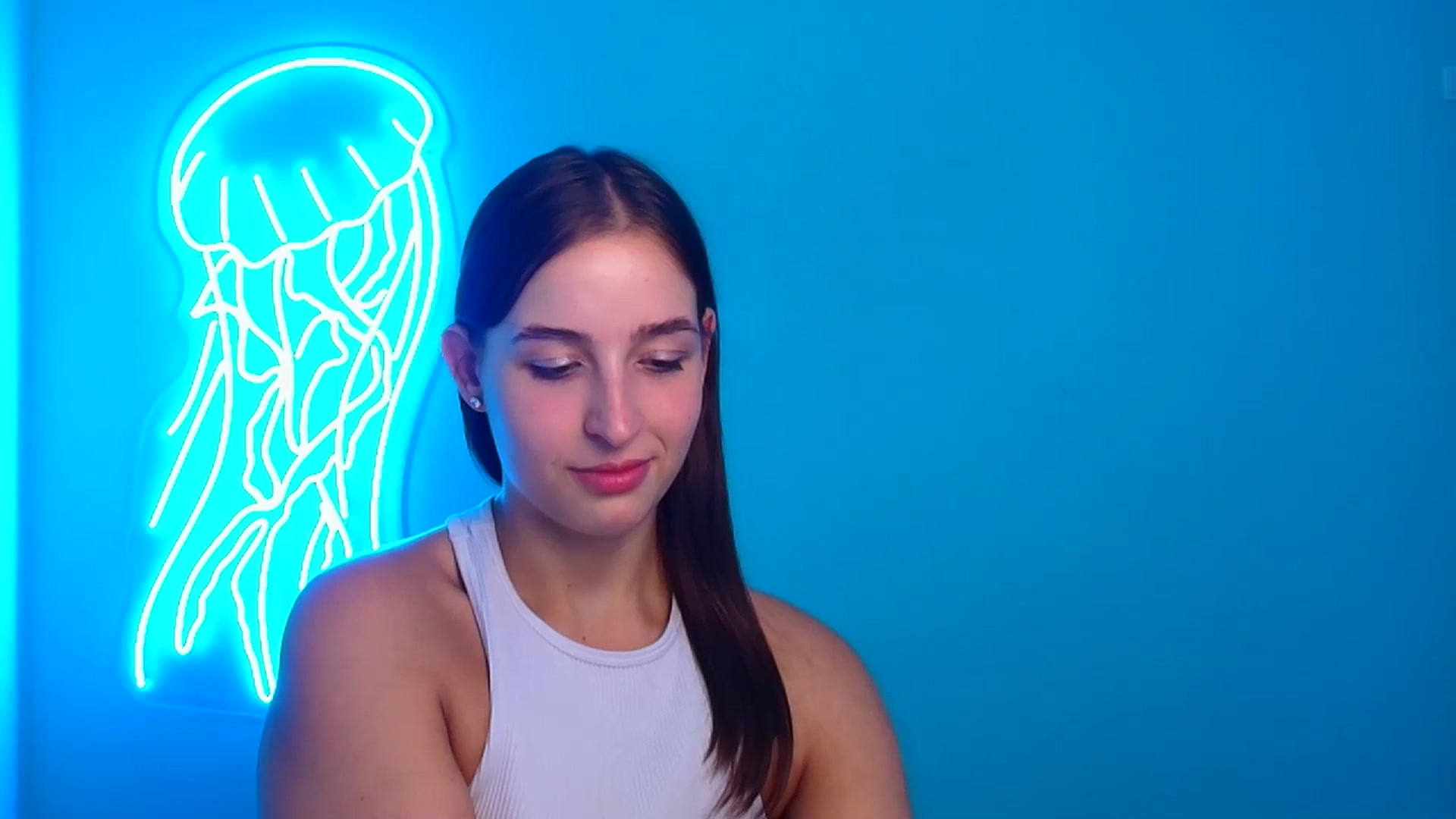 Gallery image thumbnail from Lilli_Fun's myfreecams stream on, 08/26/2024, 23:47 image 5 of 20