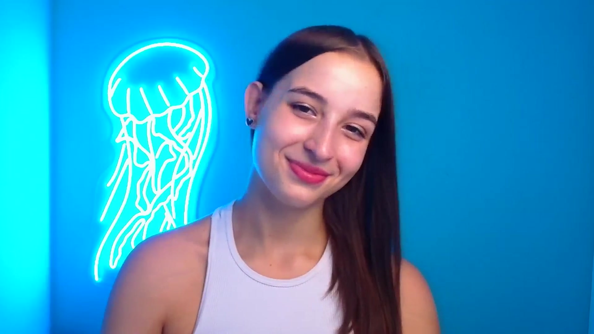 Gallery image thumbnail from Lilli_Fun's myfreecams stream on, 09/06/2024, 11:36 image 2 of 20