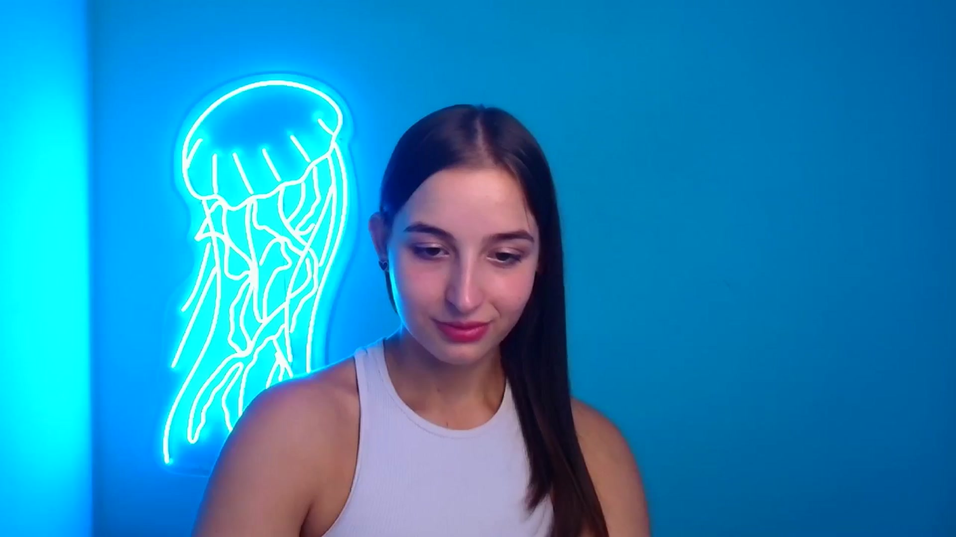 Gallery image thumbnail from Lilli_Fun's myfreecams stream on, 09/06/2024, 12:02 image 15 of 20