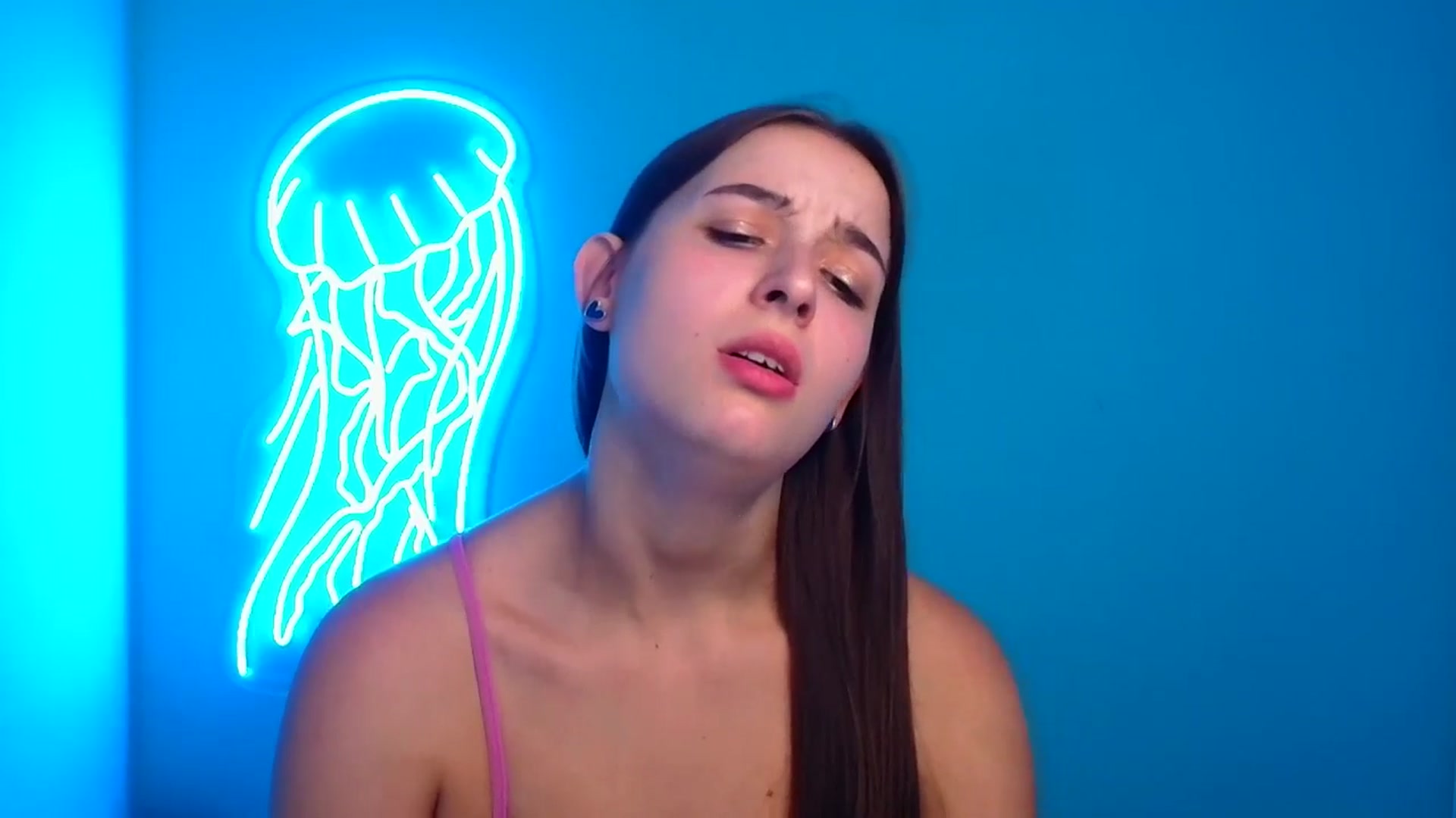Gallery image thumbnail from Lilli_Fun's myfreecams stream on, 09/07/2024, 10:54 image 16 of 20
