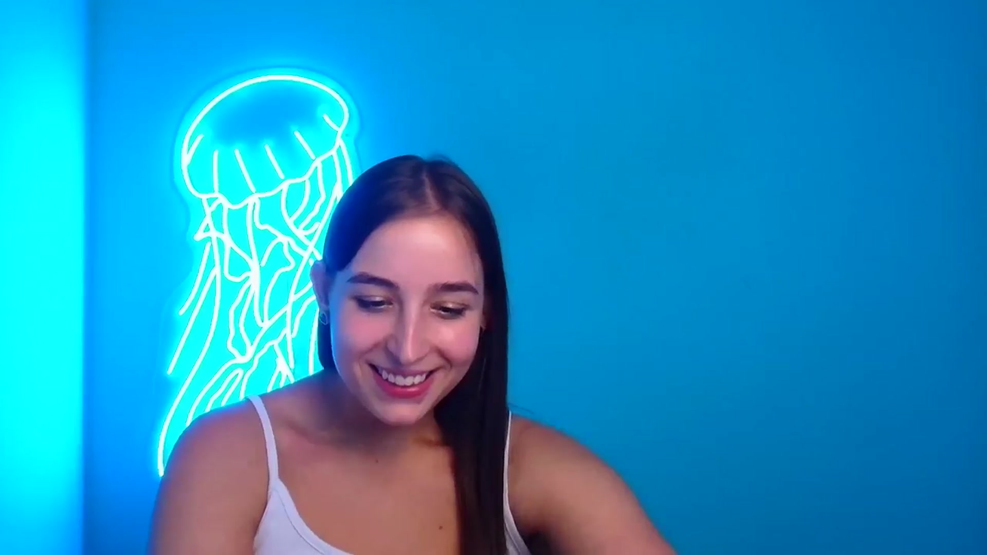 Gallery image thumbnail from Lilli_Fun's myfreecams stream on, 09/11/2024, 19:52 image 14 of 20