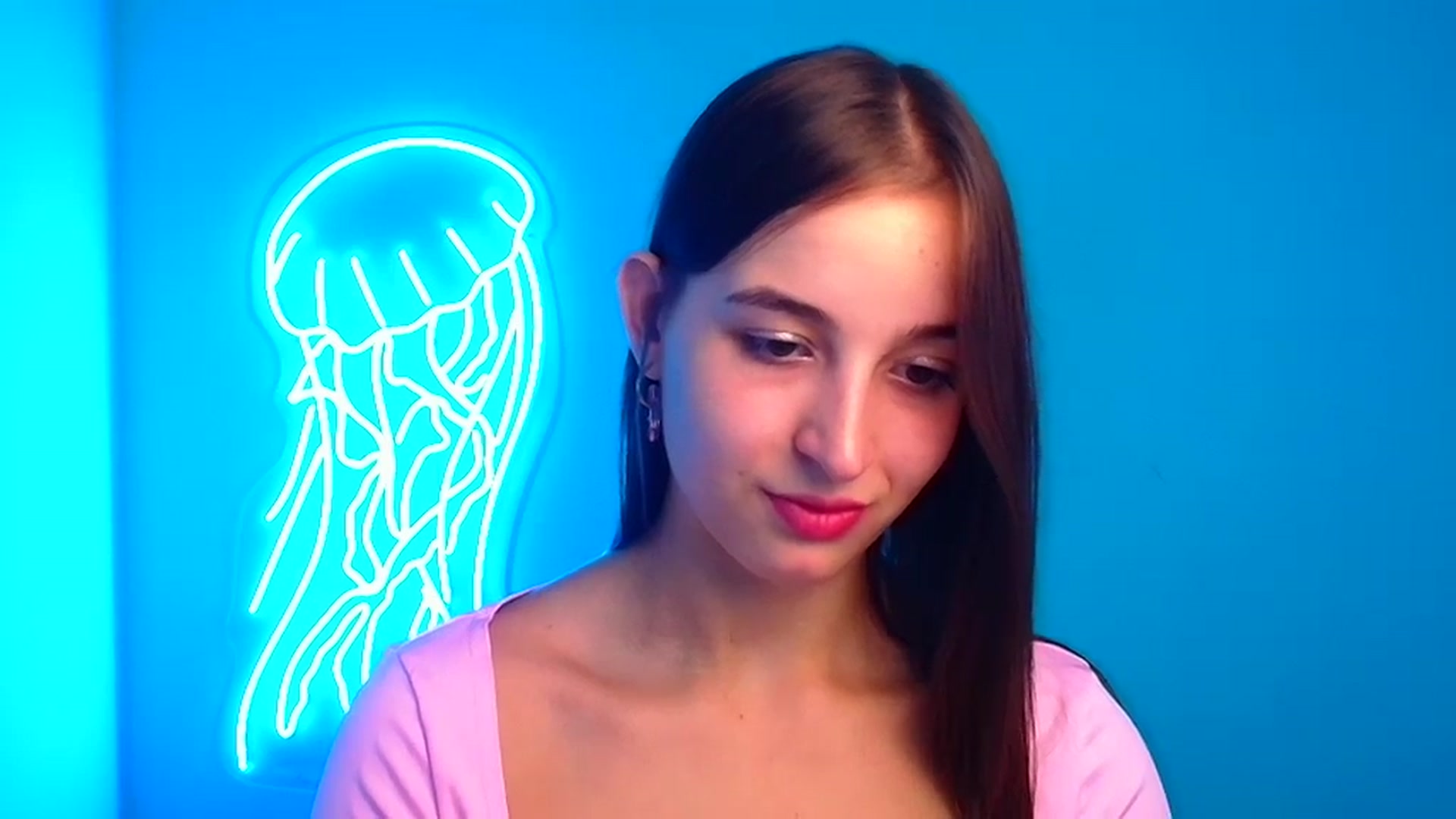Gallery image thumbnail from Lilli_Fun's myfreecams stream on, 09/15/2024, 11:41 image 9 of 20