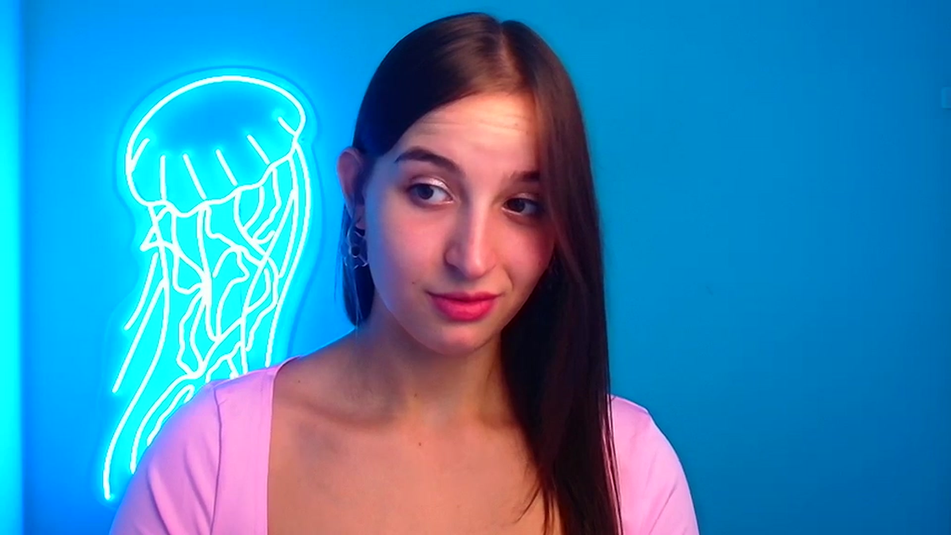 Gallery image thumbnail from Lilli_Fun's myfreecams stream on, 09/15/2024, 12:29 image 10 of 20