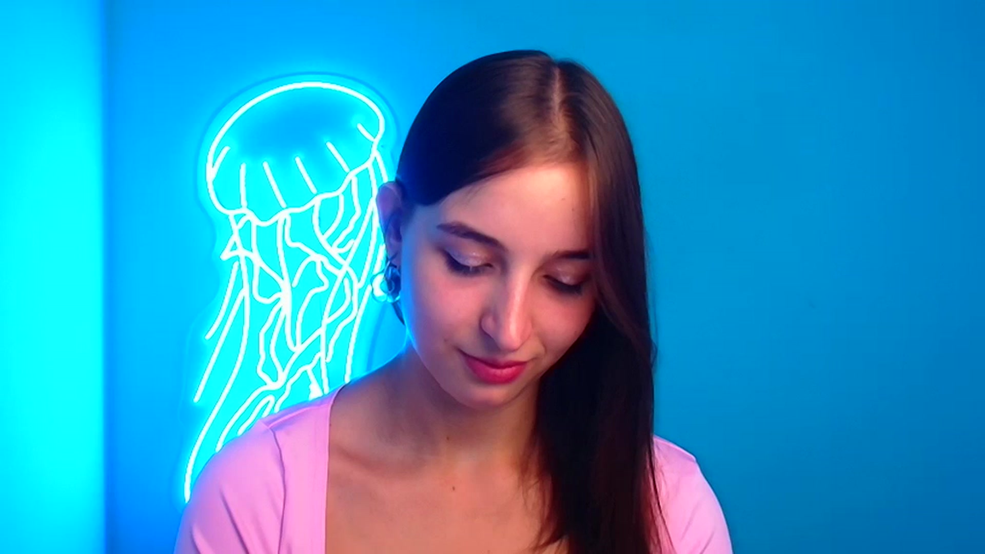 Gallery image thumbnail from Lilli_Fun's myfreecams stream on, 09/15/2024, 12:58 image 5 of 20