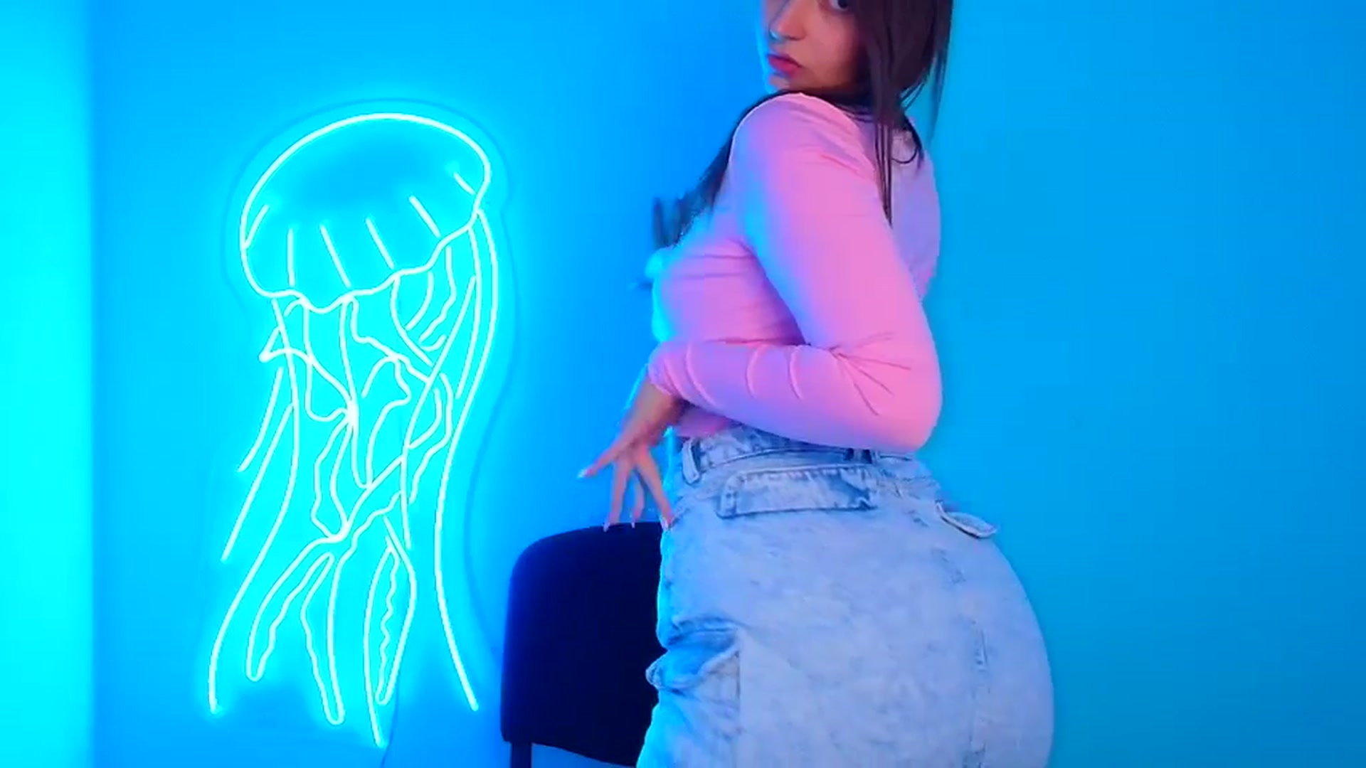 Gallery image thumbnail from Lilli_Fun's myfreecams stream on, 09/15/2024, 14:14 image 4 of 20