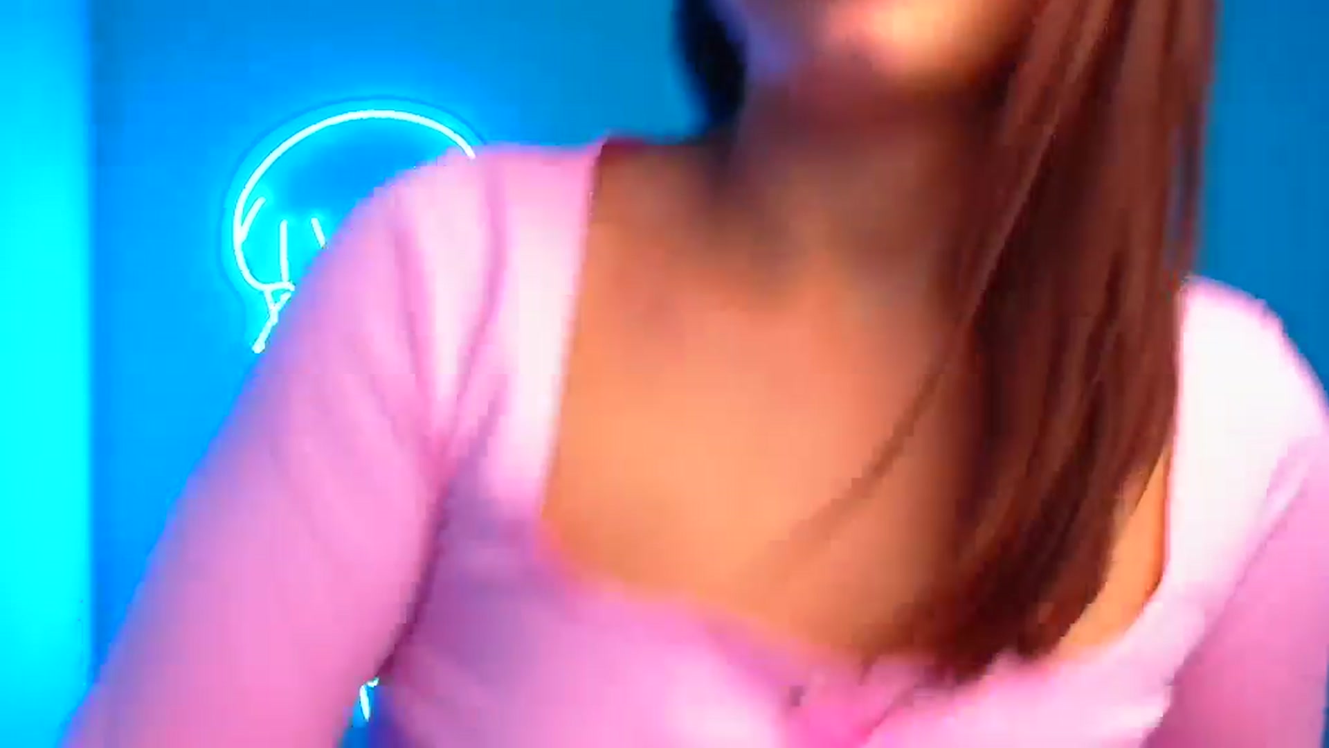 Gallery image thumbnail from Lilli_Fun's myfreecams stream on, 09/15/2024, 14:14 image 9 of 20