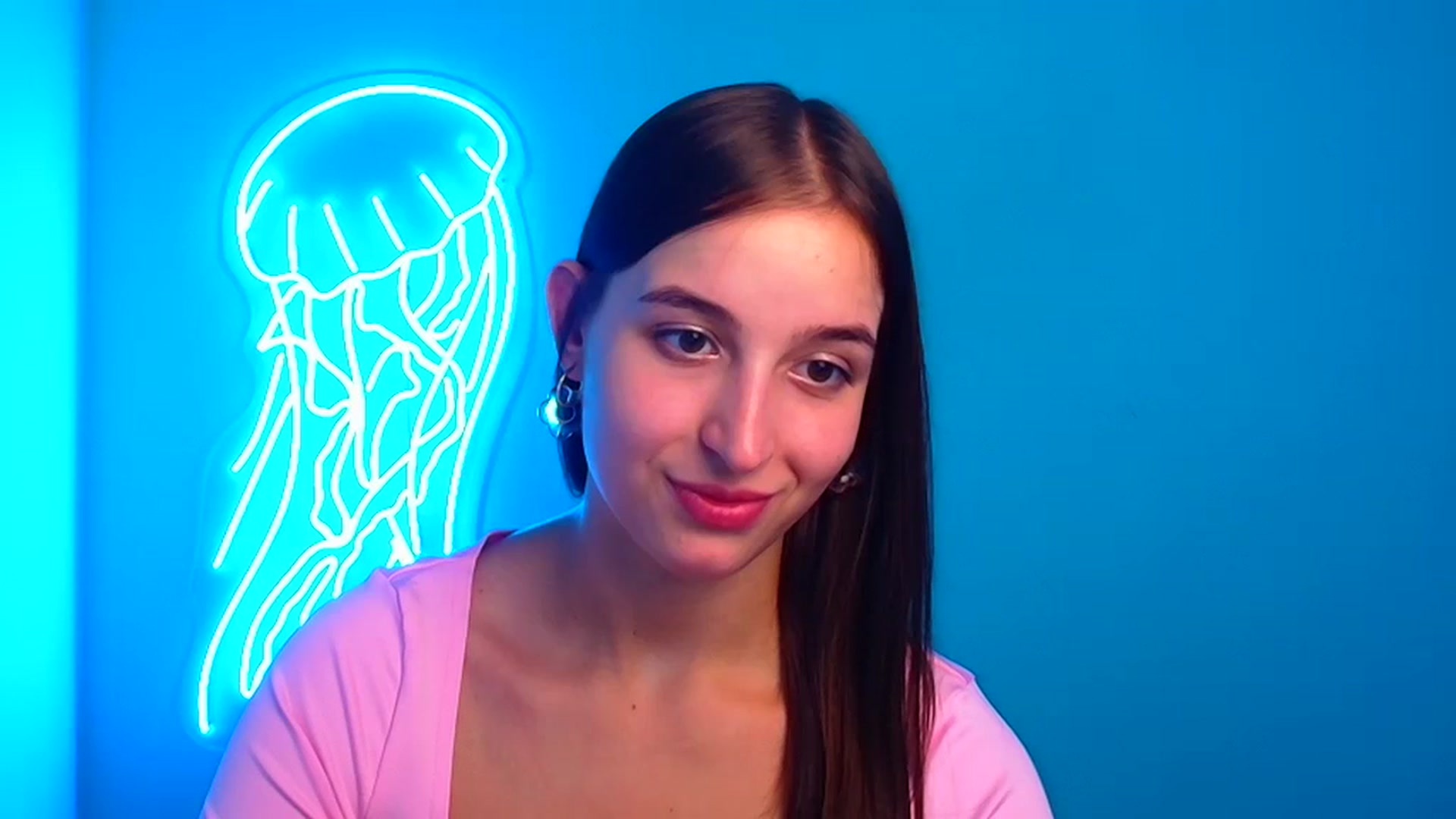 Gallery image thumbnail from Lilli_Fun's myfreecams stream on, 09/15/2024, 16:22 image 14 of 20
