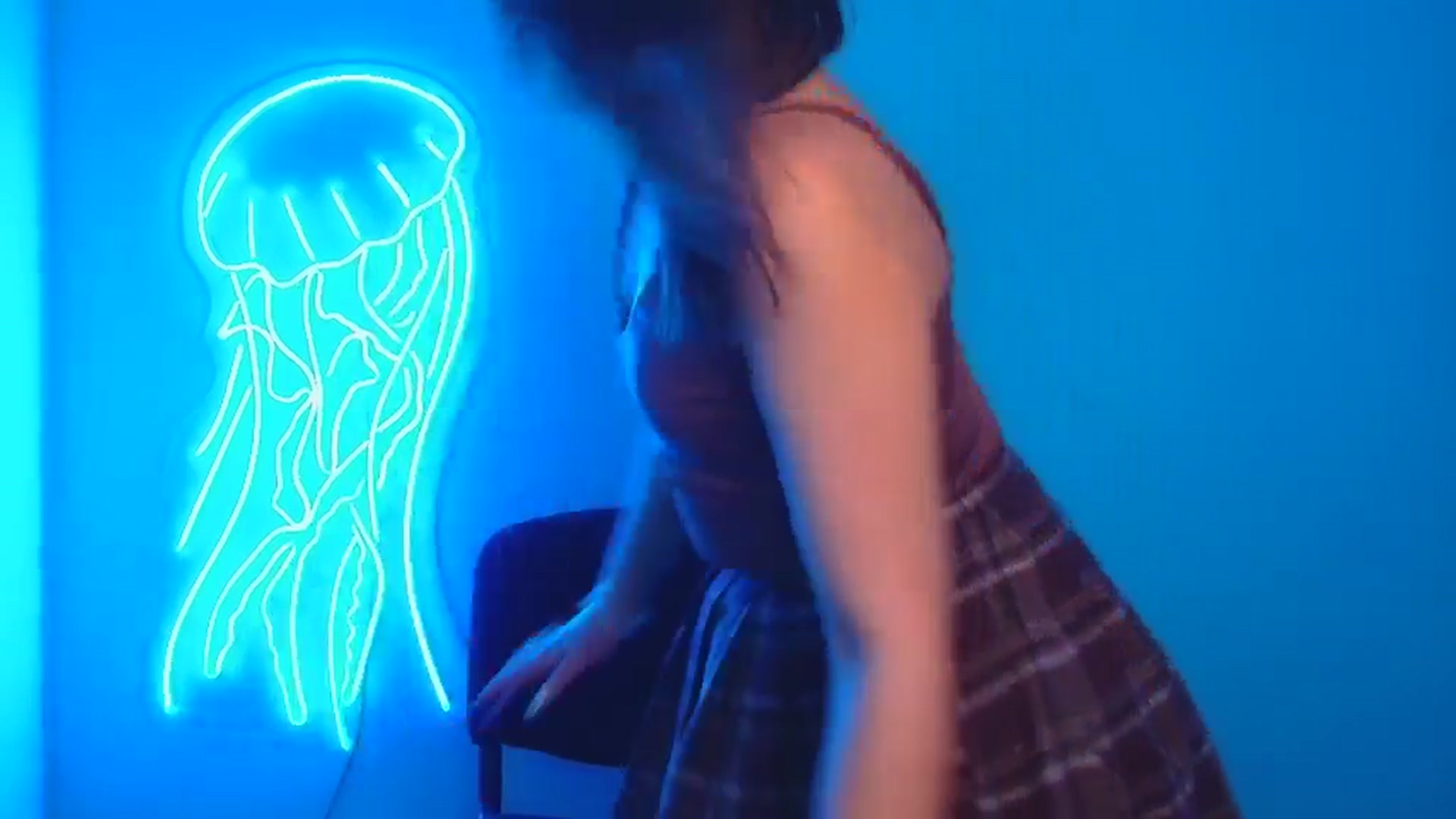 Gallery image thumbnail from Lilli_Fun's myfreecams stream on, 09/16/2024, 18:39 image 14 of 20