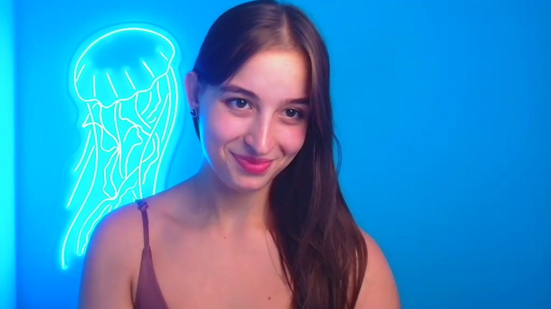 Gallery image thumbnail from Lilli_Fun's myfreecams stream on, 09/17/2024, 04:40 image 10 of 20